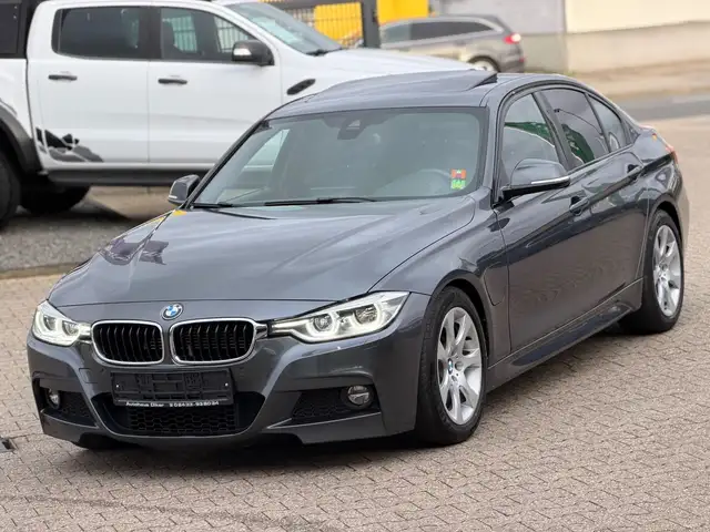 BMW 330 e iPerformance M Sport Autom.