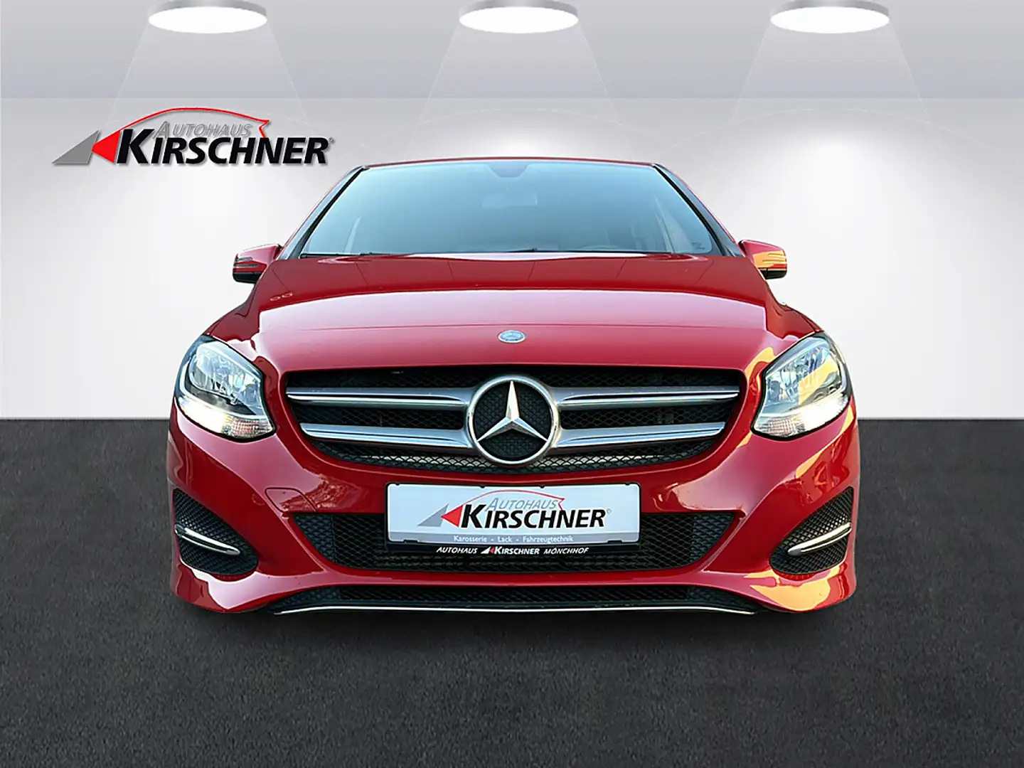 Mercedes-Benz B 180 A-Edition Rot - 2