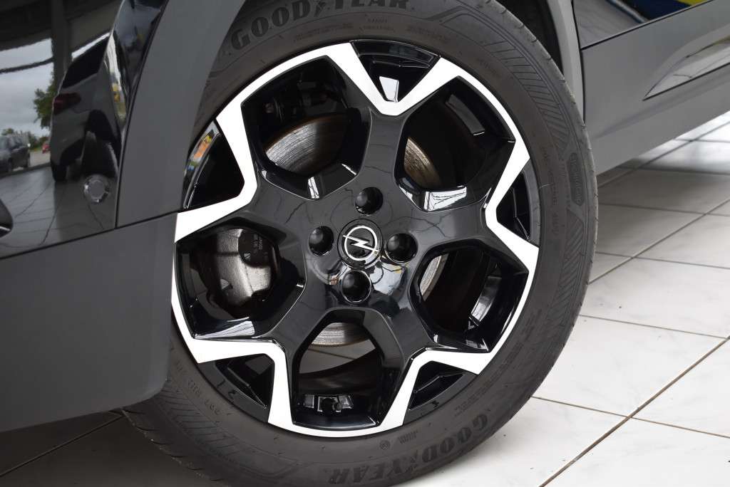 Opel Mokka E