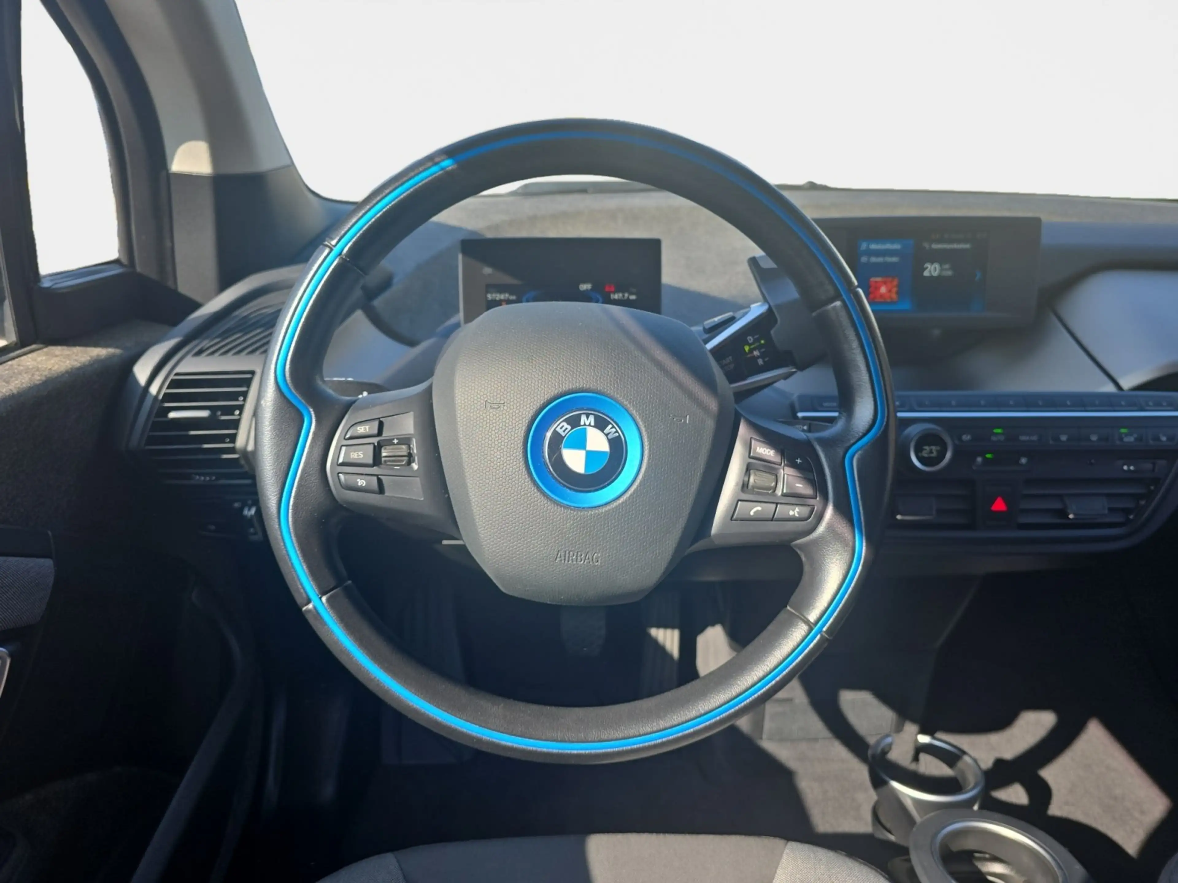 BMW i3 Basis — photo 13