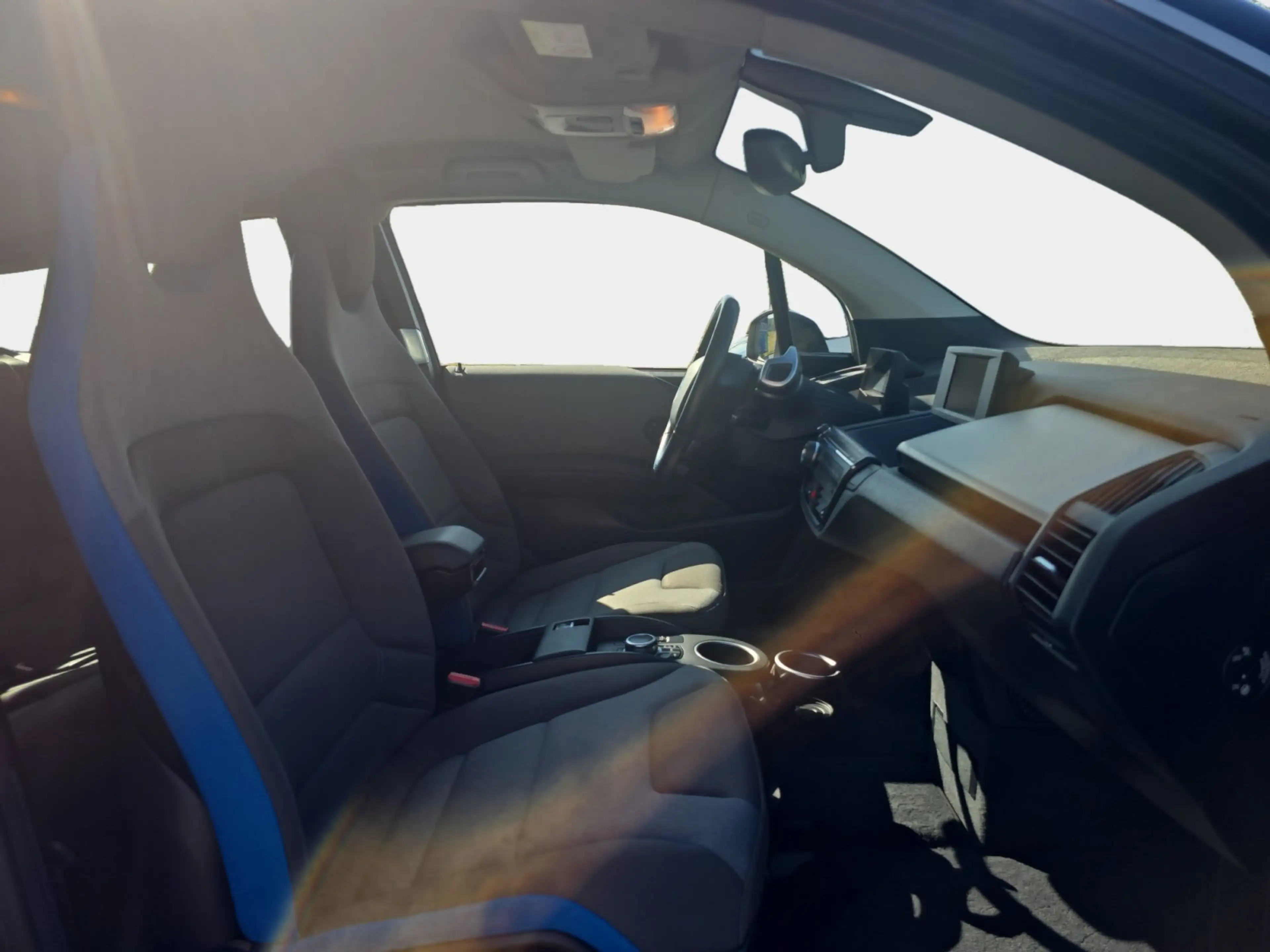 BMW i3 Basis — photo 15