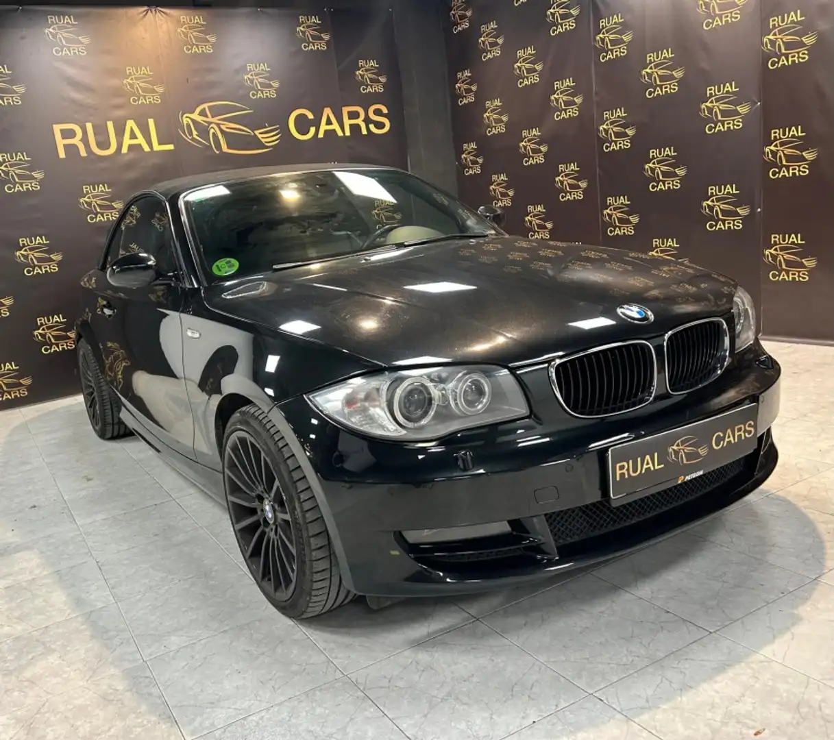 BMW 118 118i Cabrio Noir - 1