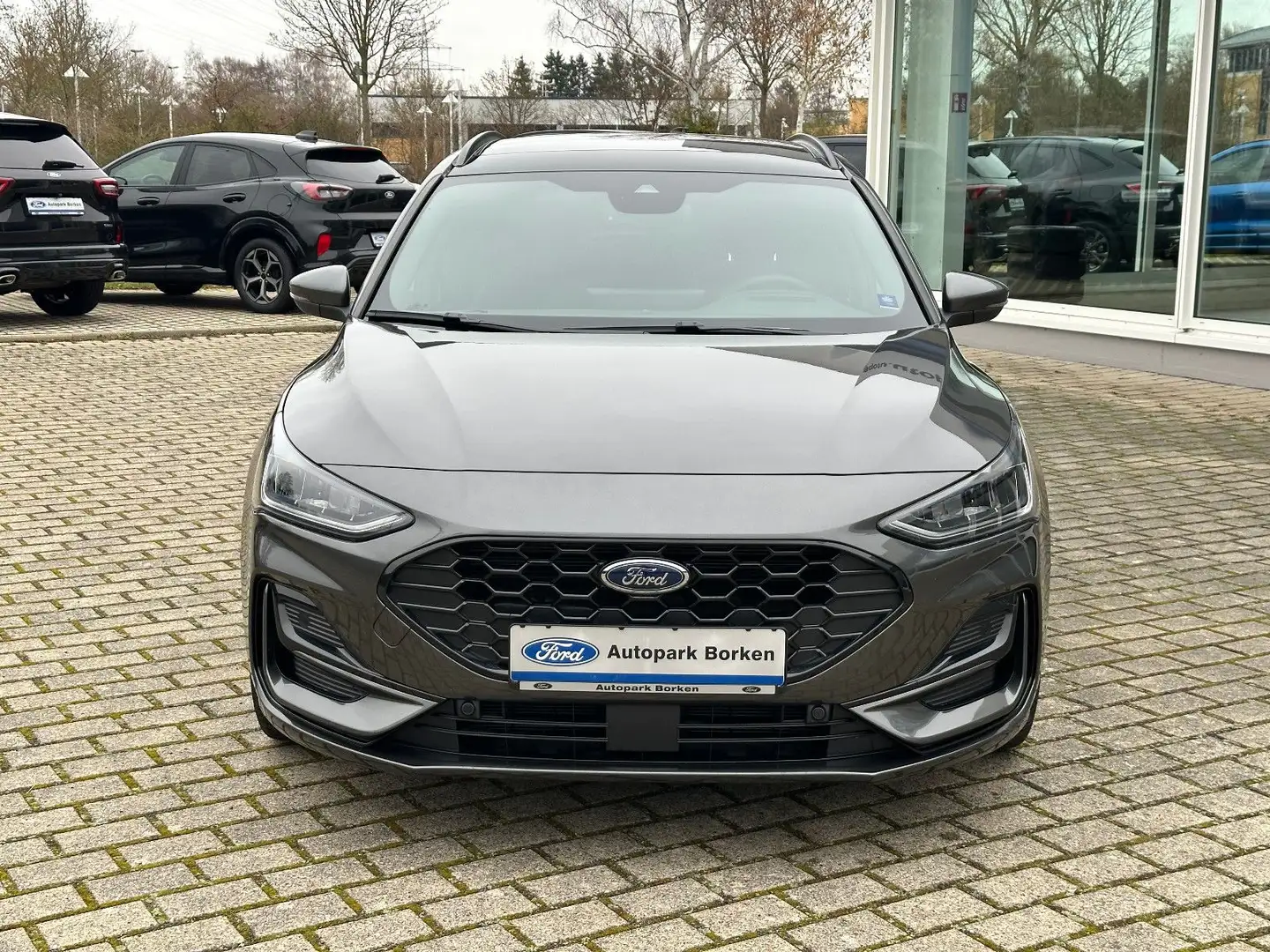 Ford Focus Turnier ST-Line X Head Pano B&O Winter Pak Gri - 2