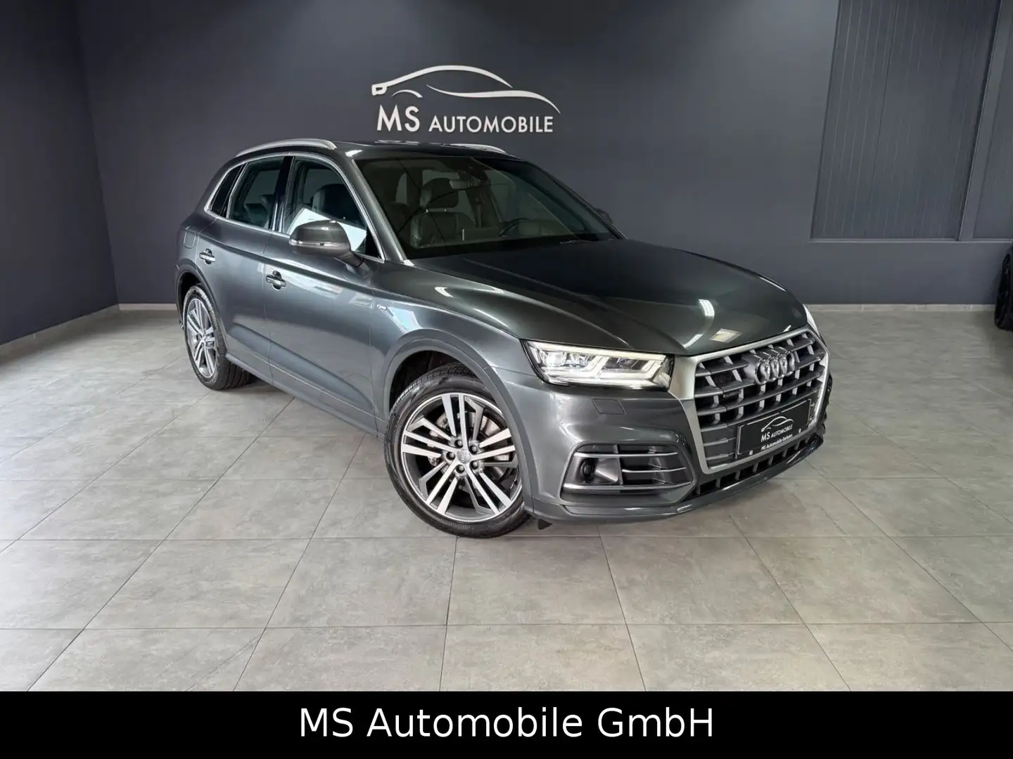 Audi Q5 quattro S Line Top Ausstattung Grau - 1