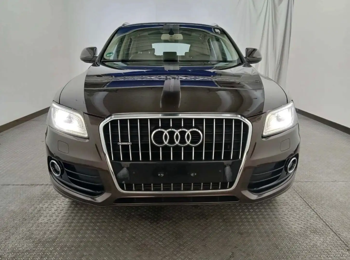 Audi Q5 2.0 TFSI quattro tiptroic I Bi-Xenon I Pano Коричневий - 2