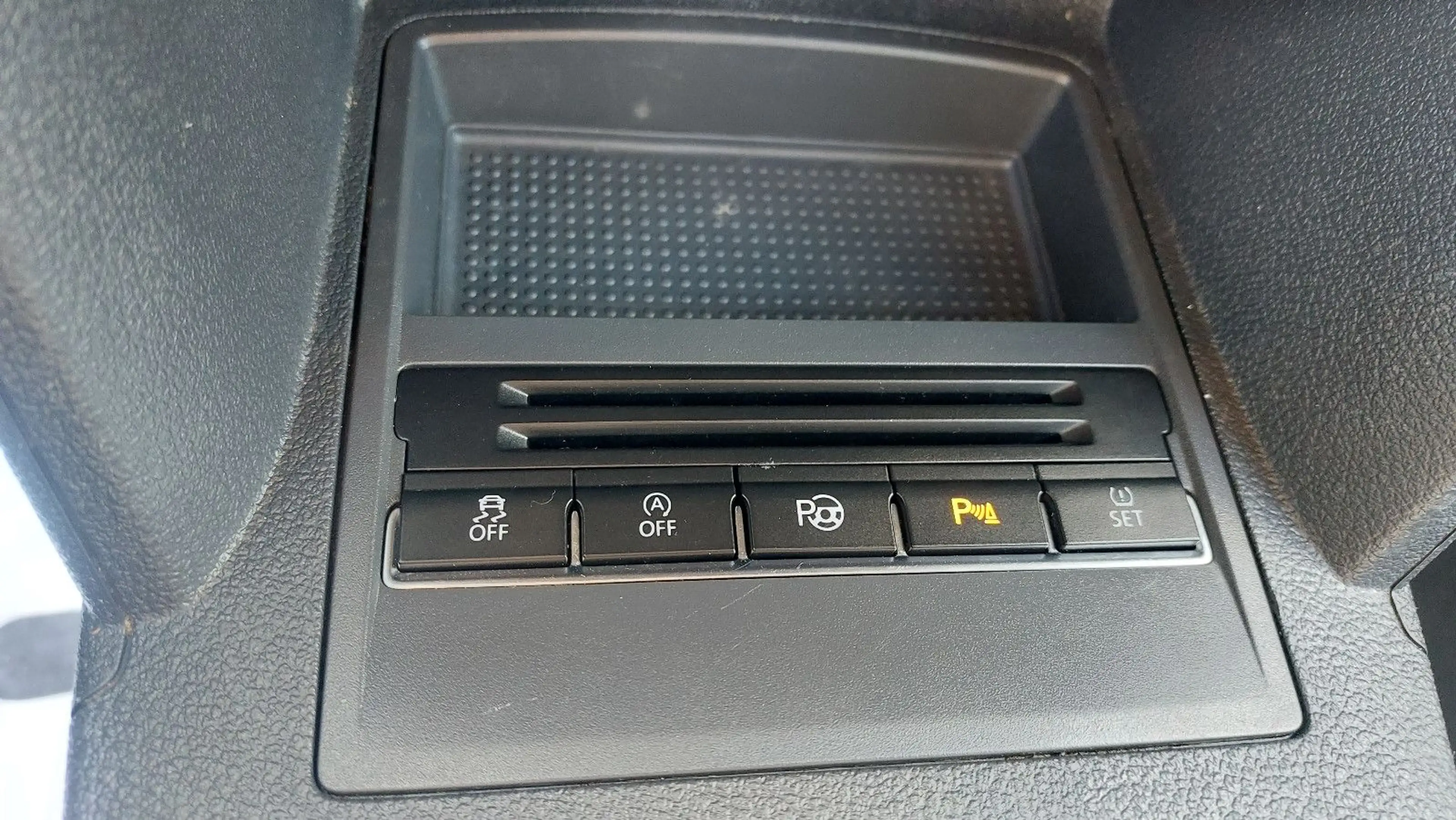 Volkswagen Touran Cup BMT — photo 12