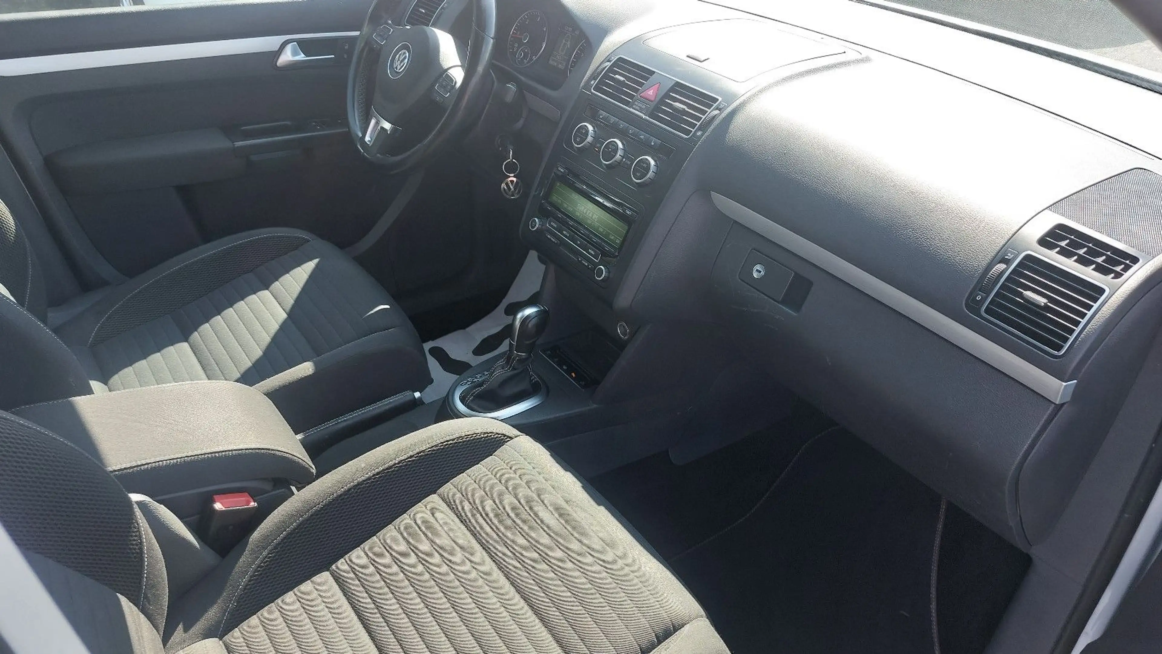 Volkswagen Touran Cup BMT — photo 11