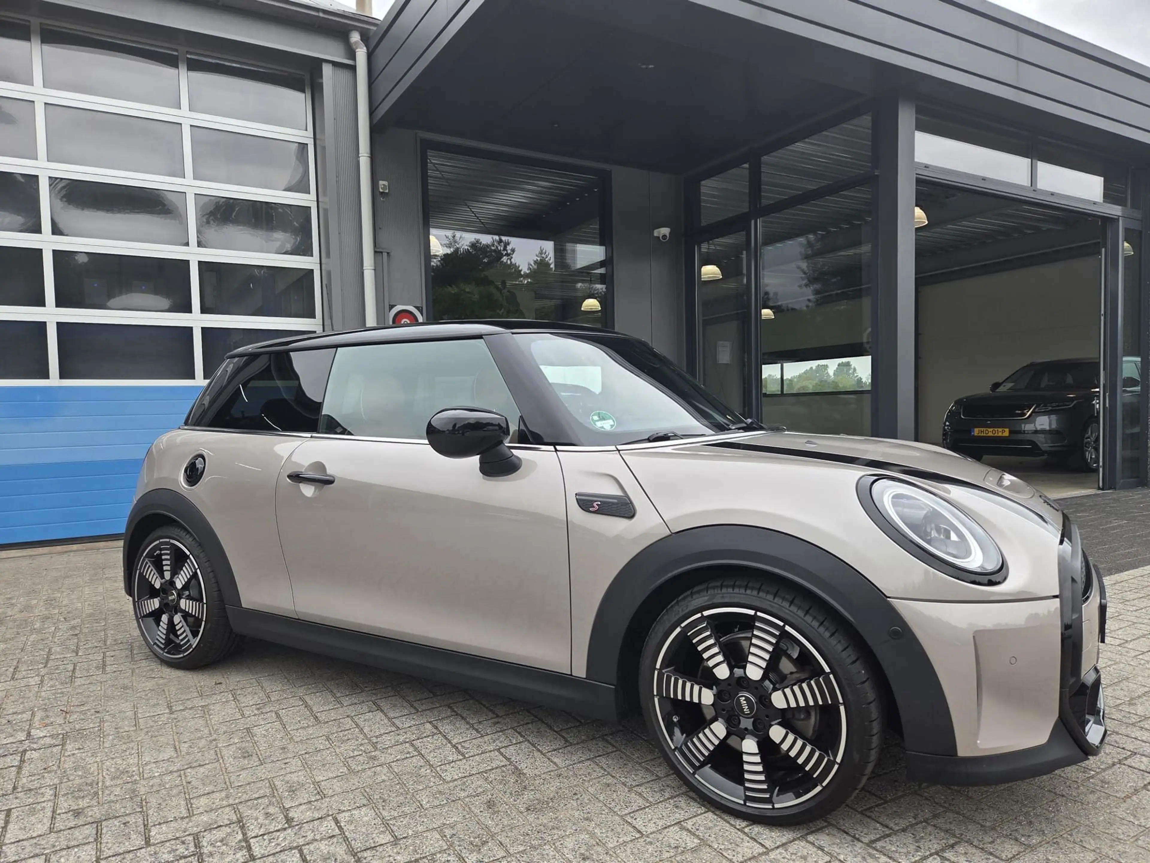 MINI Cooper S 3-Deurs 2.0 Resolute Edition * Super Netjes !!! — photo 3