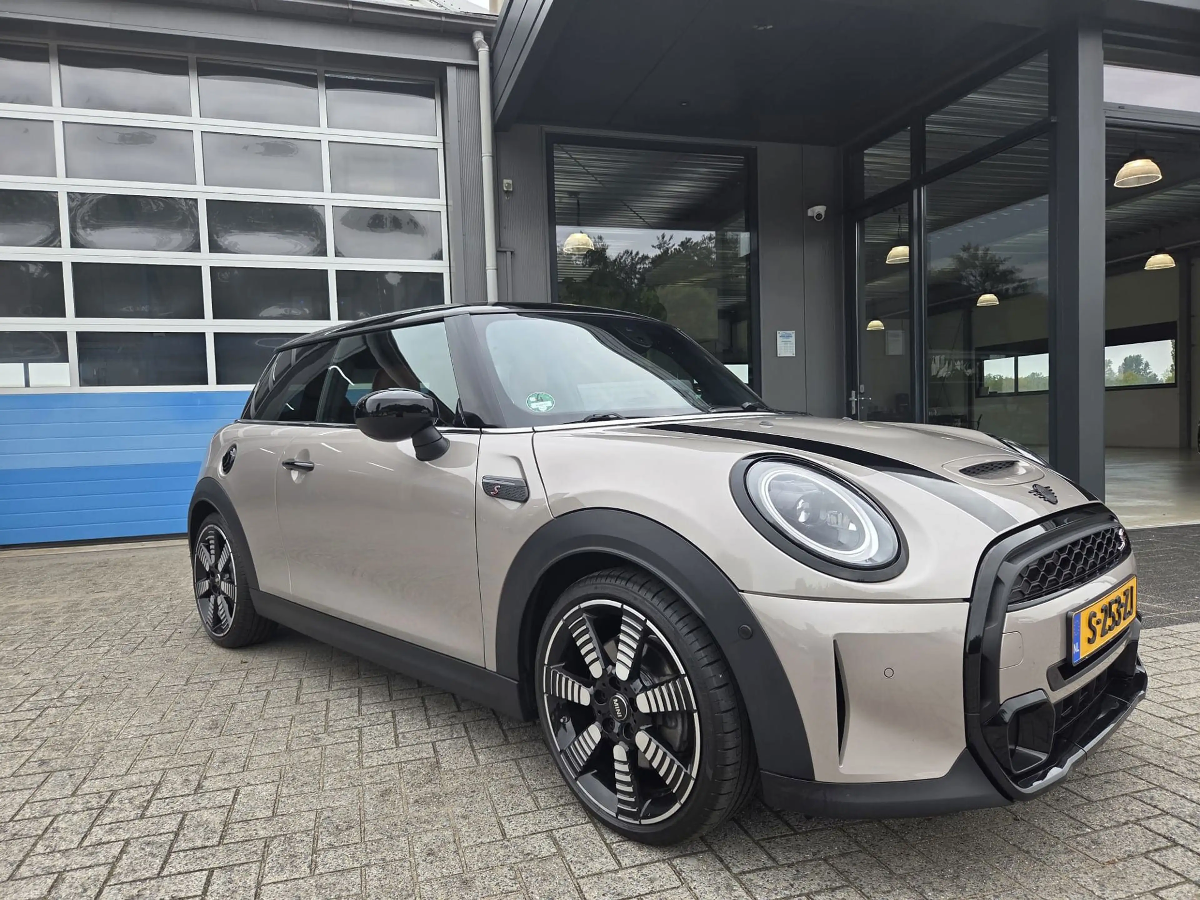 MINI Cooper S 3-Deurs 2.0 Resolute Edition * Super Netjes !!! — photo 2
