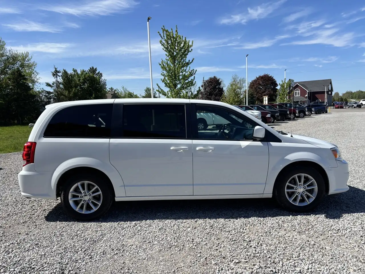 Dodge Grand Caravan снимка Dodge Grand Caravan