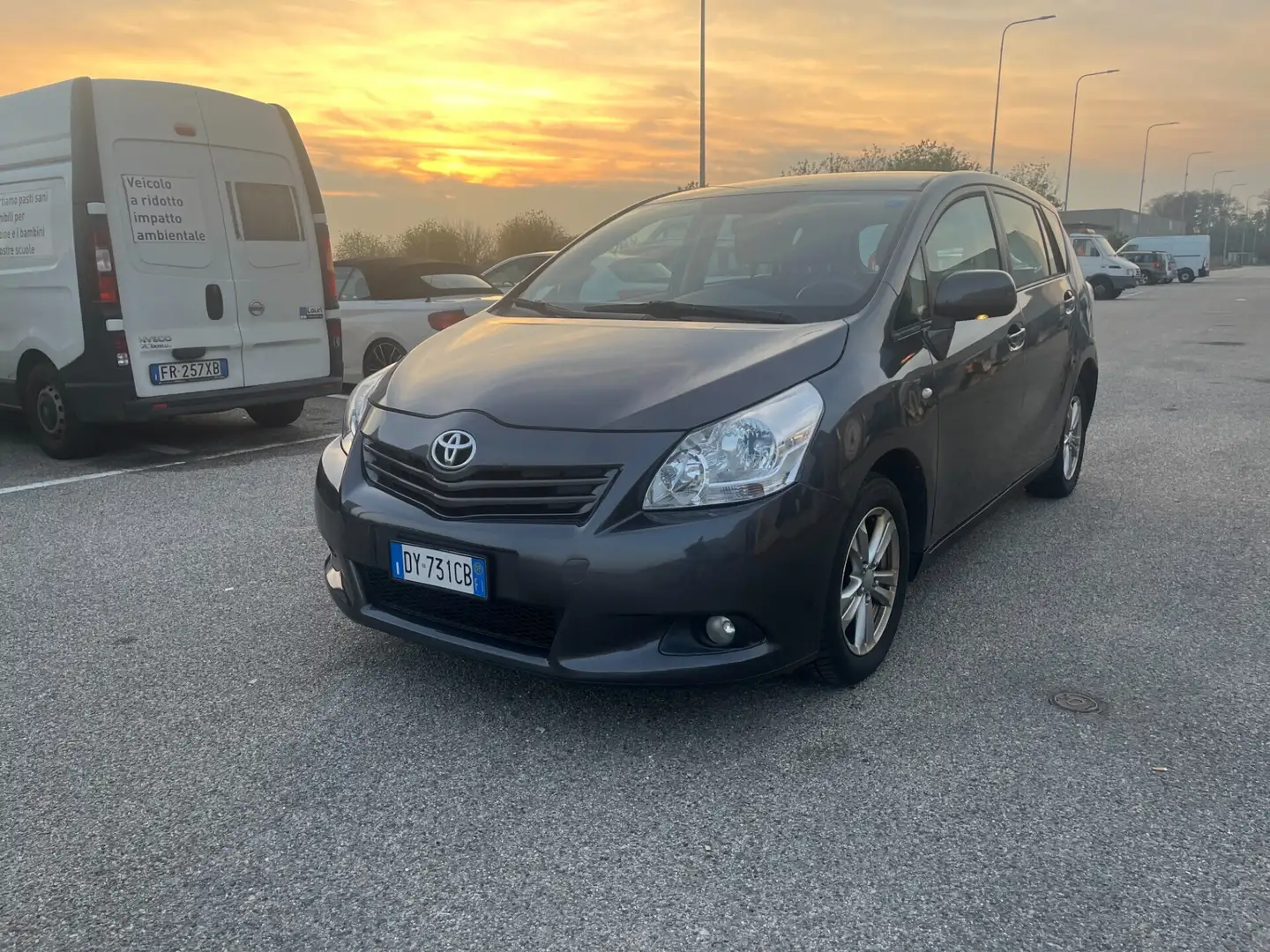 Toyota Verso Verso 1.6 Sol Grigio - 1