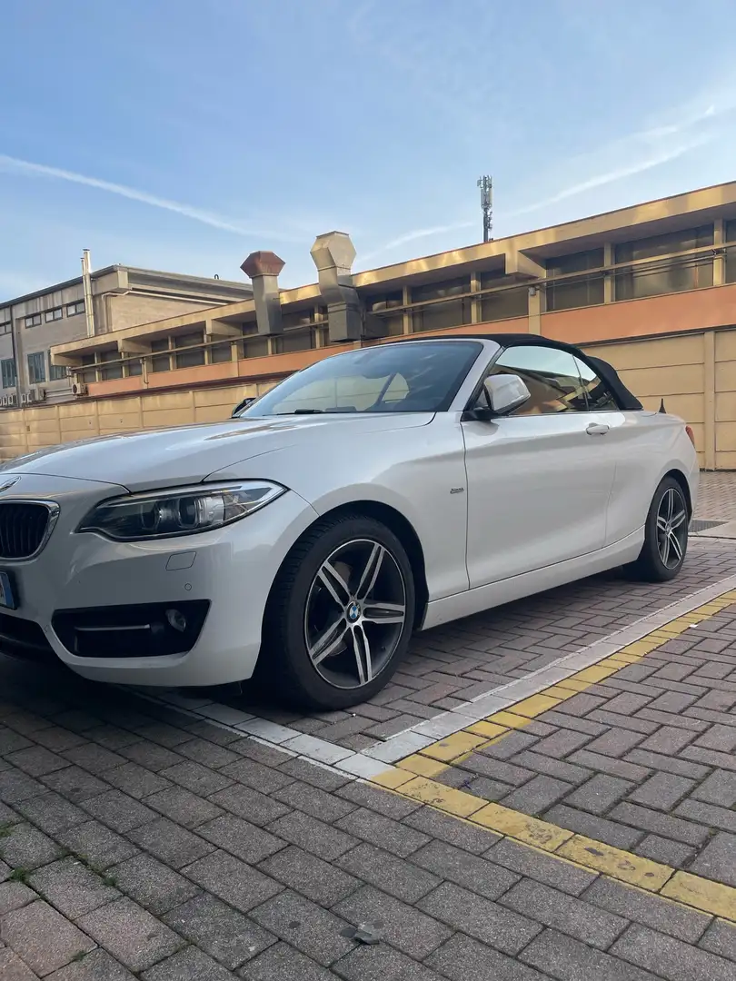 BMW 220 220d Cabrio Sport auto my15 - 1