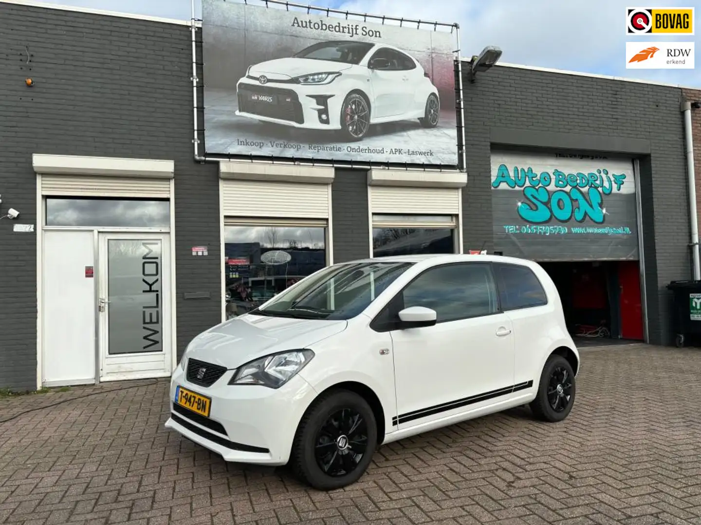 SEAT Mii 1.0 FR Connect Wit - 1