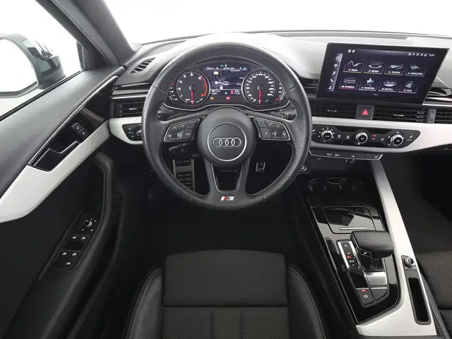 Audi A4 view 10