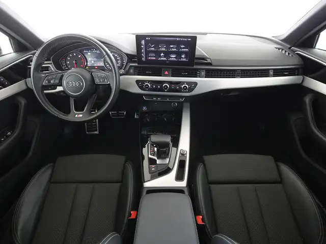 Audi A4 view 11
