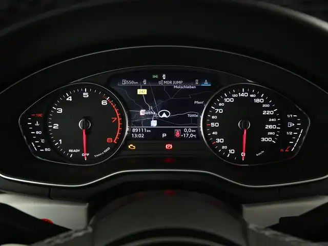 Audi A4 view 12