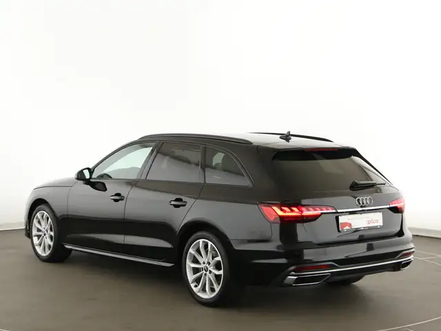 Audi A4 view 5