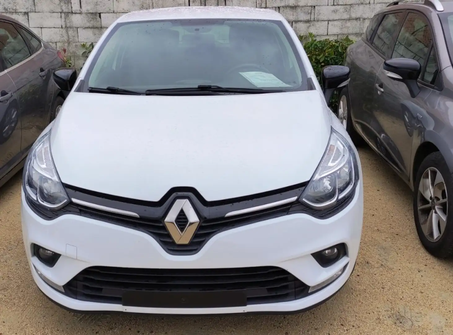 Renault Clio TCe 75 E6C Limited Weiß - 2