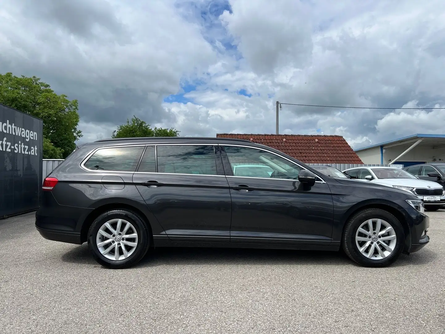 Volkswagen Passat Variant Comfortline 2,0 TDI SCR Grau - 2