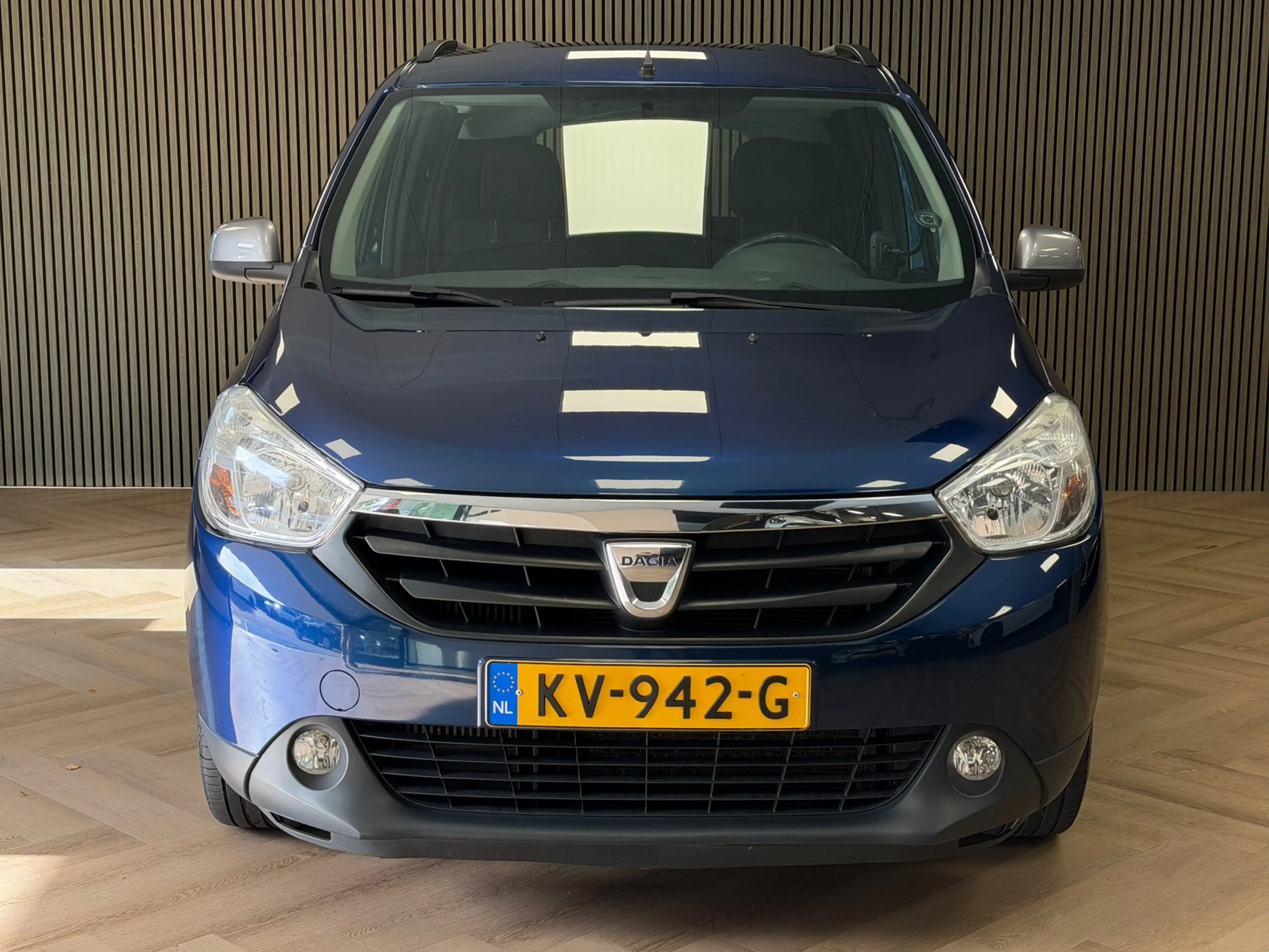 Dacia Lodgy 1.2 TCe 10th Anniversary 5p. TREKHAAK AIRCO CRUISE — photo 2