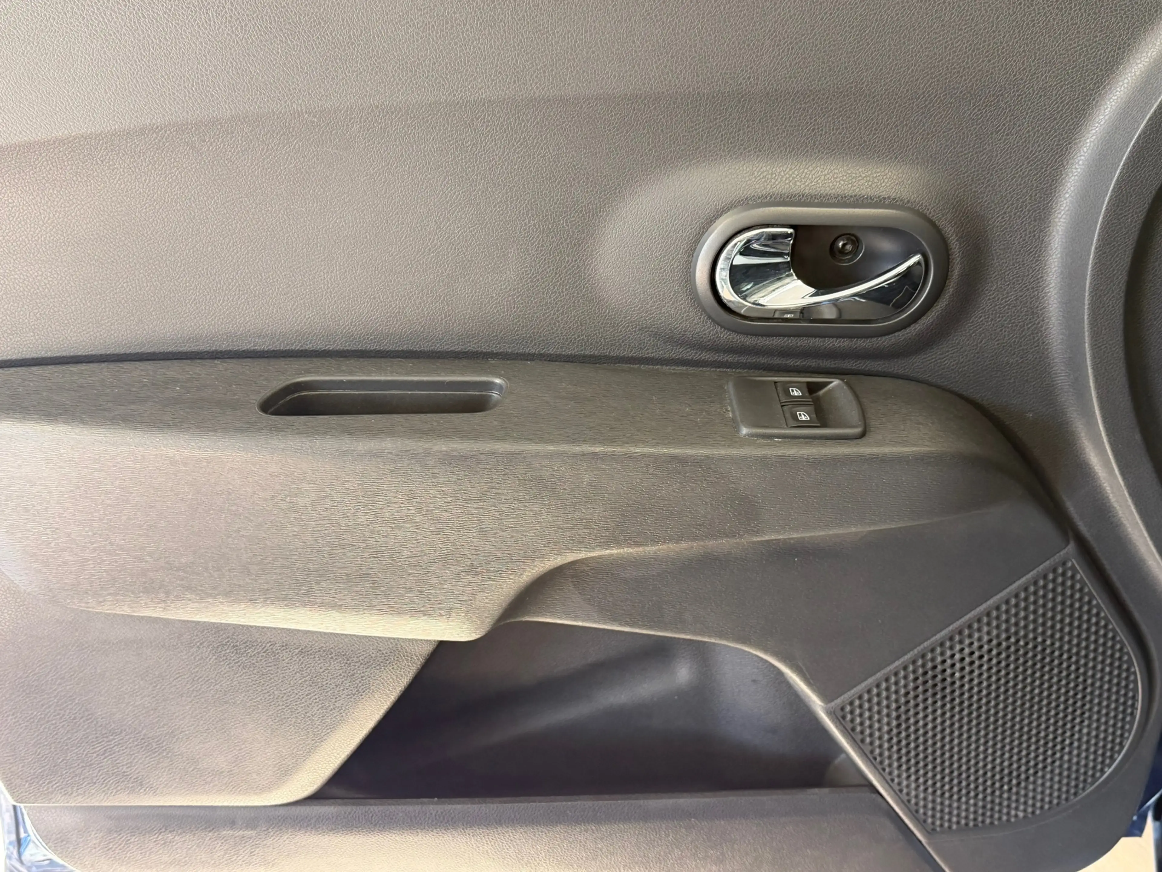 Dacia Lodgy 1.2 TCe 10th Anniversary 5p. TREKHAAK AIRCO CRUISE — photo 13