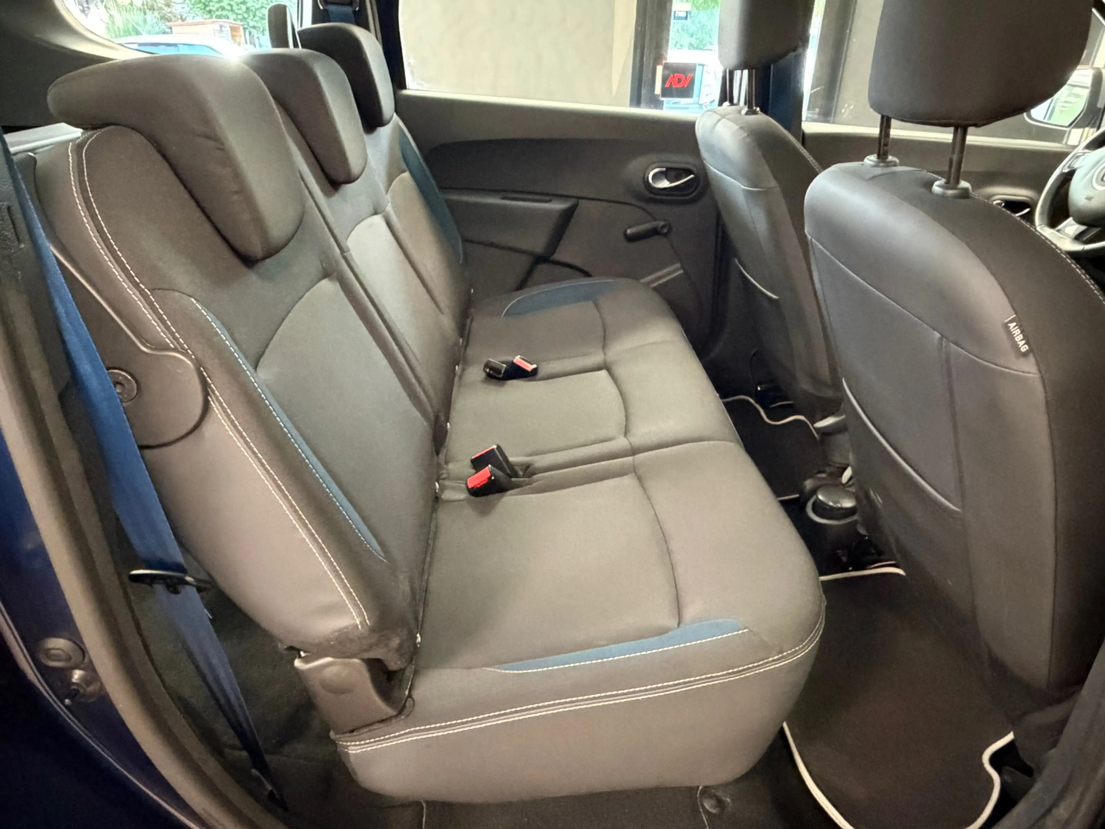 Dacia Lodgy 1.2 TCe 10th Anniversary 5p. TREKHAAK AIRCO CRUISE — photo 9