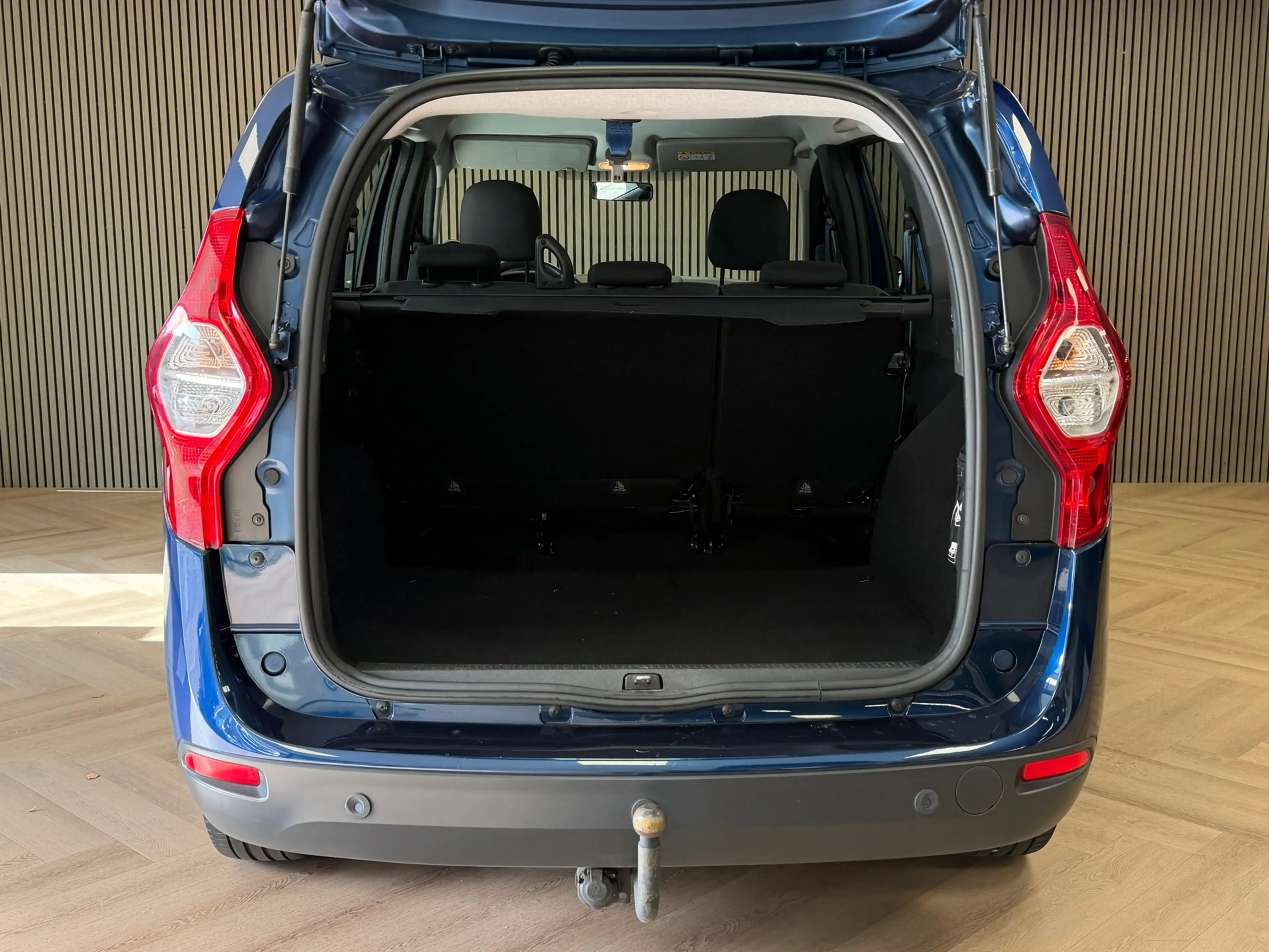 Dacia Lodgy 1.2 TCe 10th Anniversary 5p. TREKHAAK AIRCO CRUISE — photo 6