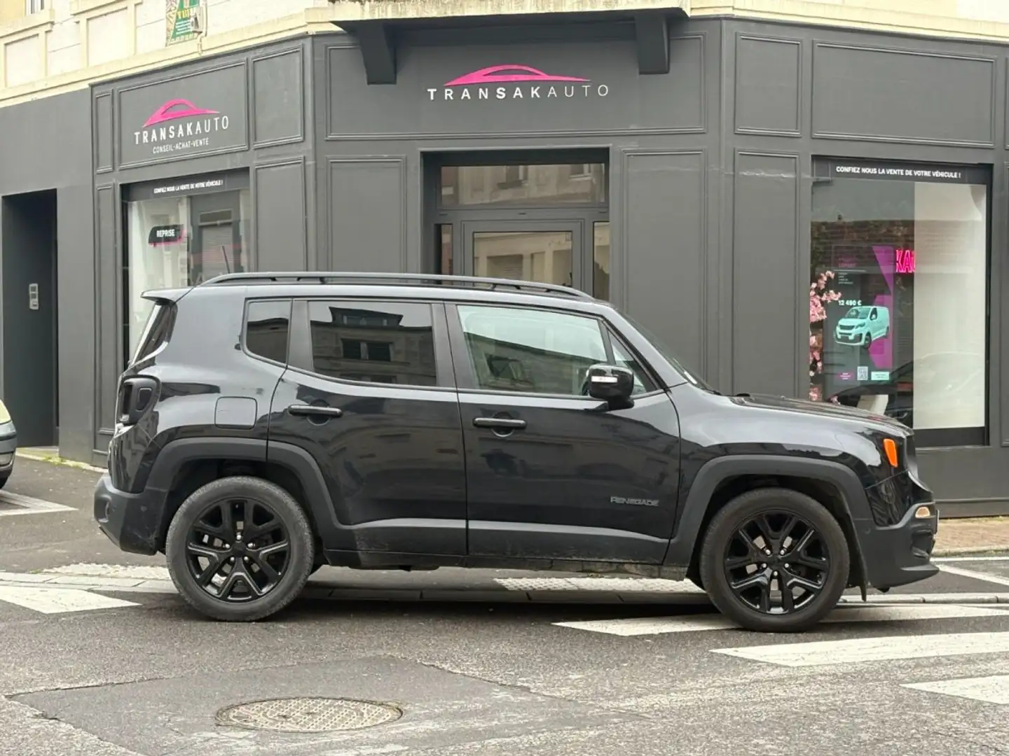 Jeep Renegade 1.4 I MultiAir SS 140 ch Limited / BLUETOOTH / ECRAN TACTILE / TOIT PANORAMIQUE Schwarz - 2