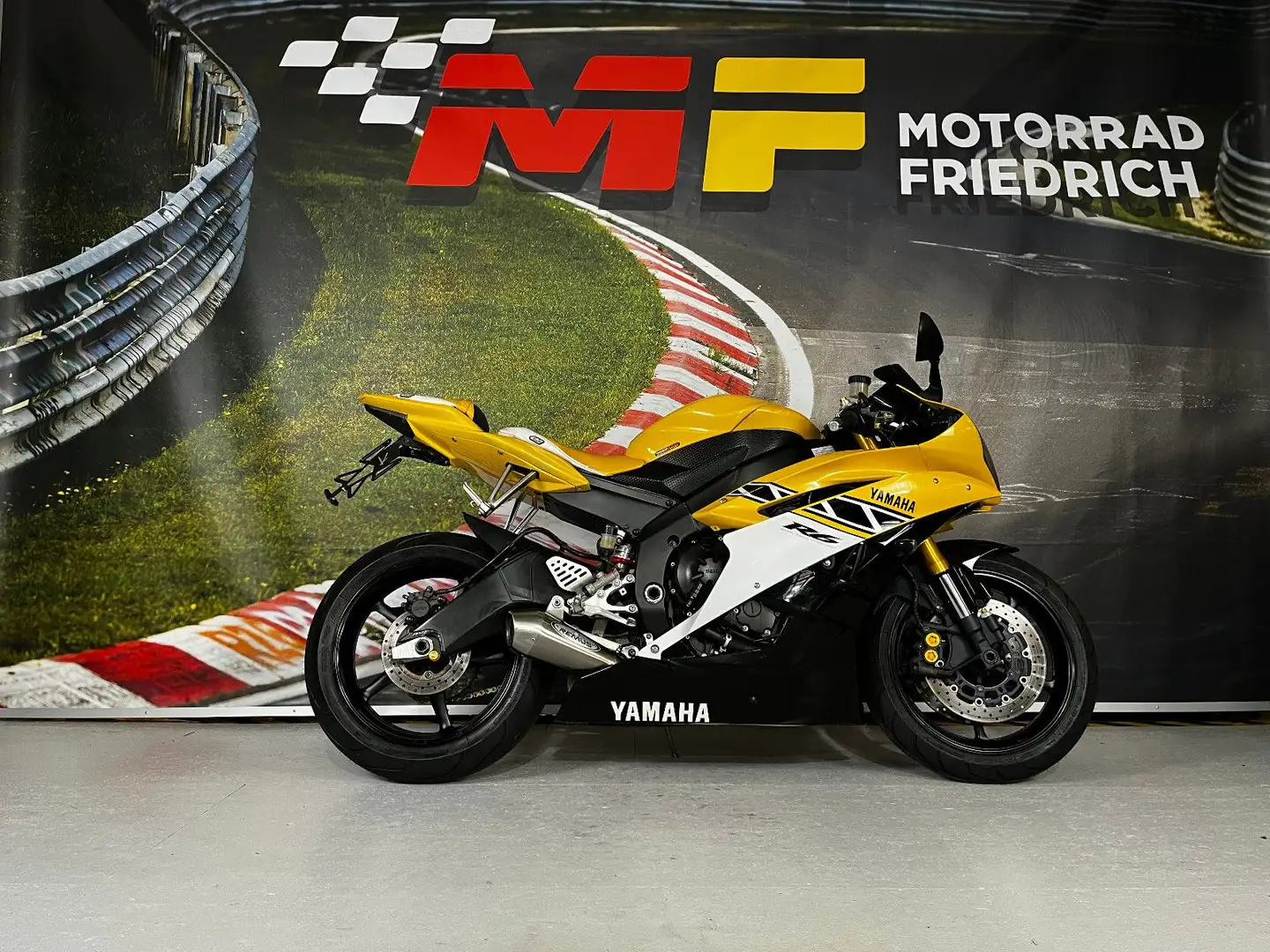 Yamaha YZF-R6 50th Anniversary Special Edition !!! Yellow - 1