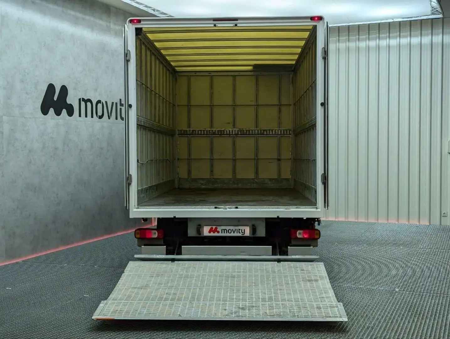 Iveco Daily 35C16 2.3MJT 160CV CARROZADO PLATAFORMA Blanco - 2