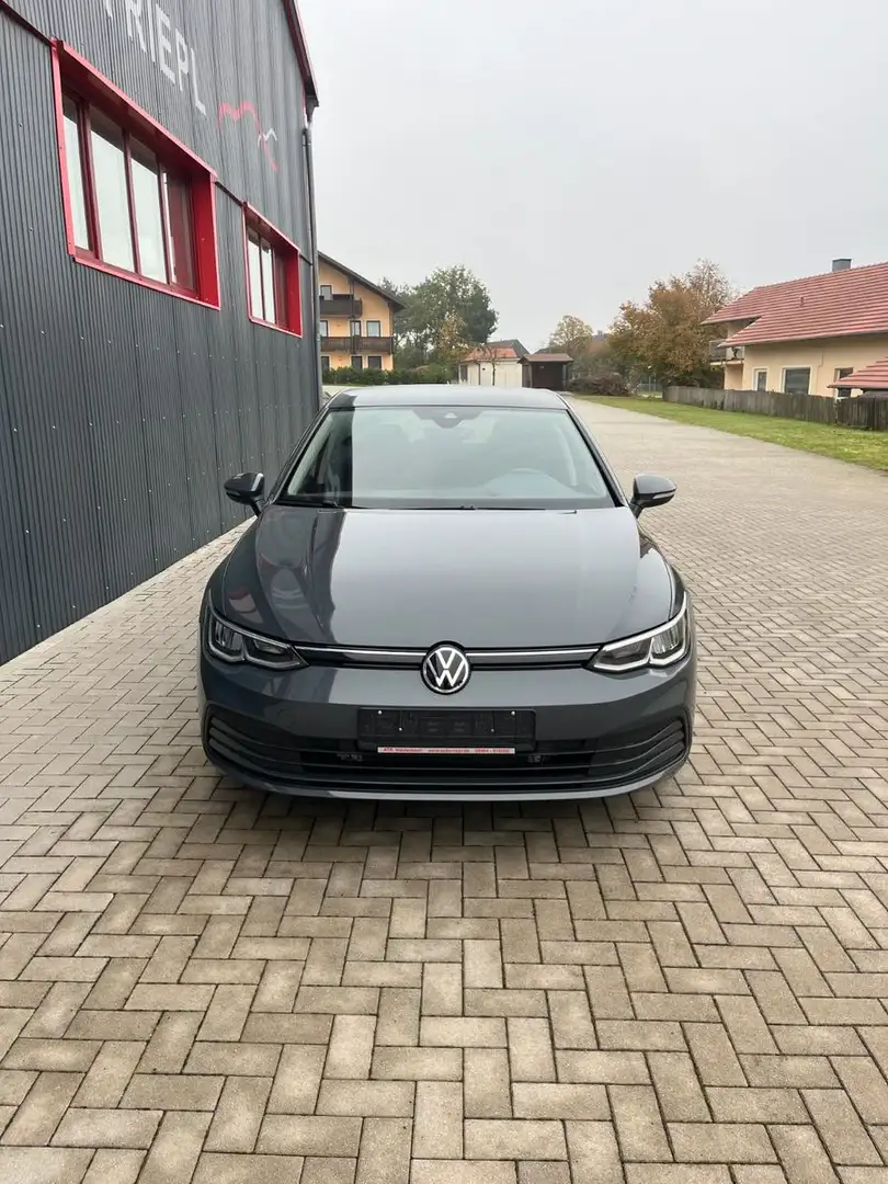 Volkswagen Golf VIII Lim. United LED*NAVI*STANDH.*SHZ Gris - 2