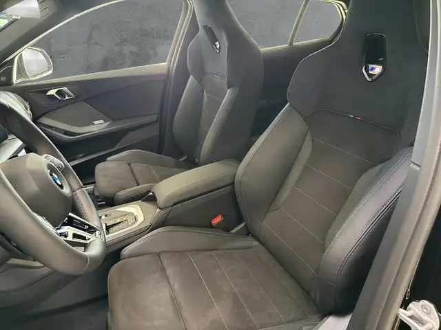 BMW M view 8