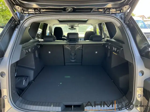 Dacia Bigster view 9