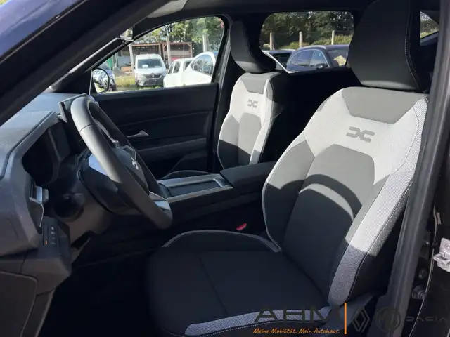 Dacia Bigster view 11