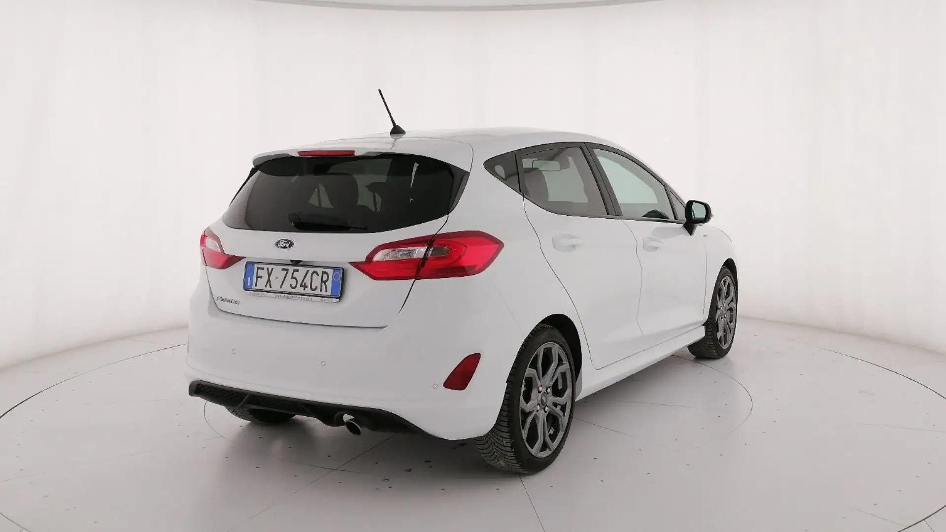 Ford Fiesta 5p 1.1 ST-Line 85cv my19 Bianco - 2