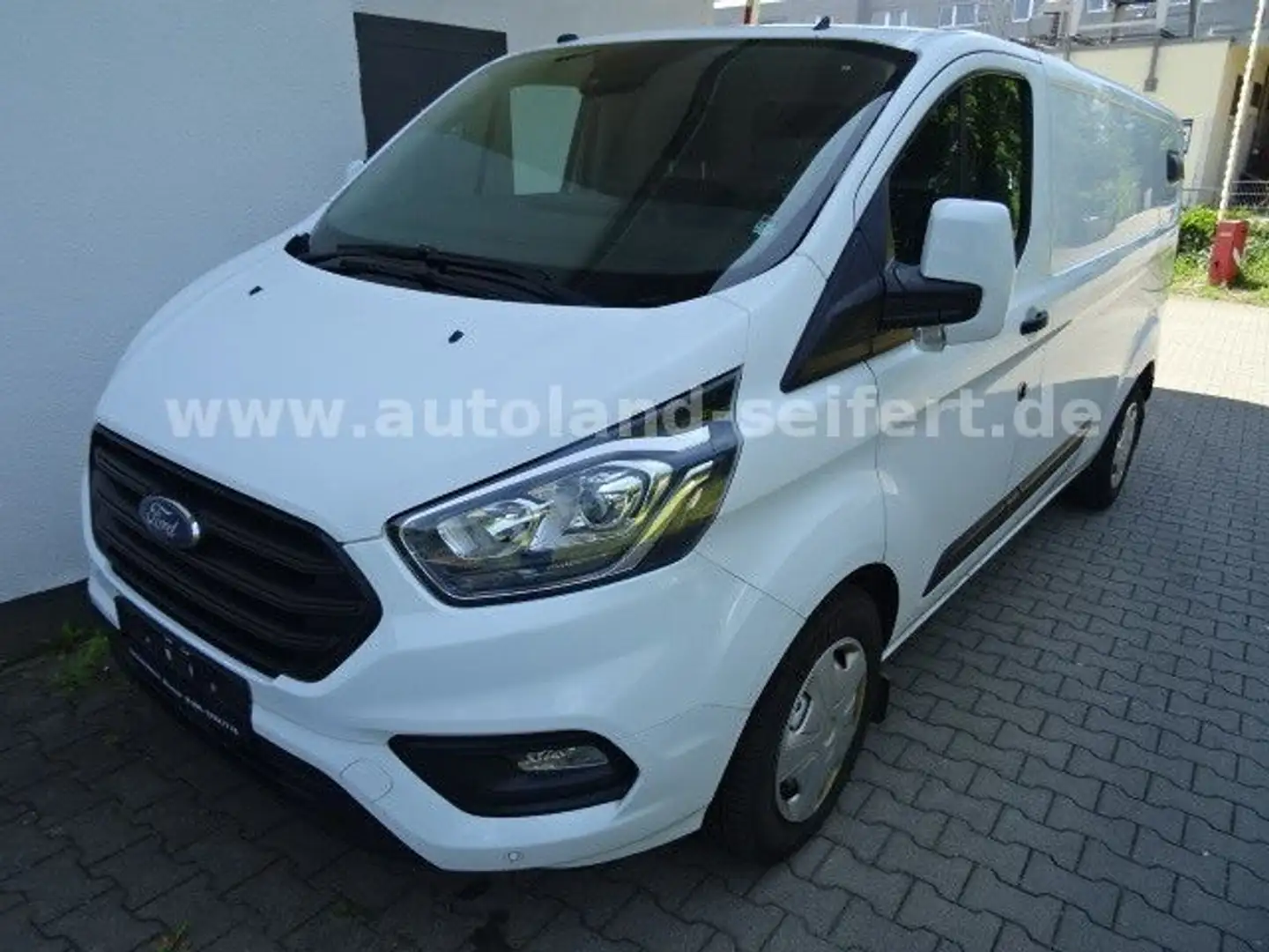Ford Transit Custom 340 L2/Aut./Sortimo/Navi/PDC/CAM Weiß - 1