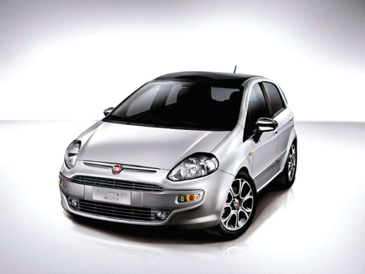 Fiat Punto Evo 1.4 automatica PREZZO VALIDO FINO 29.11,km certif.