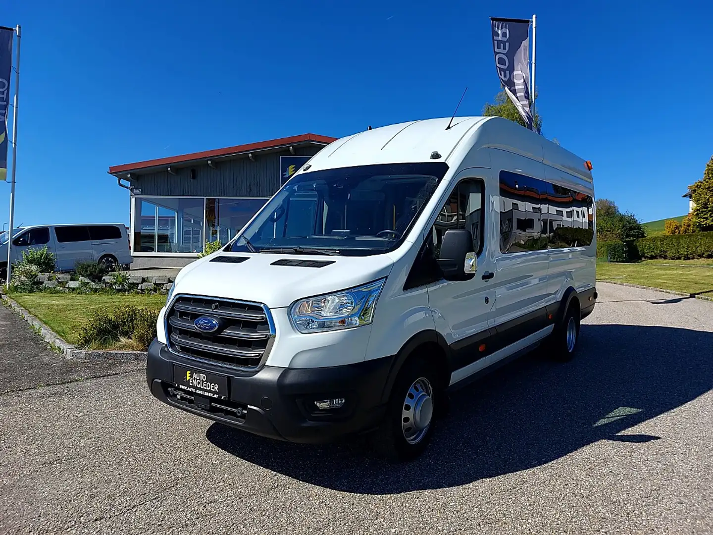 Ford Transit Variobus 2,0 EcoBlue L4H3 350 Trend Weiß - 2
