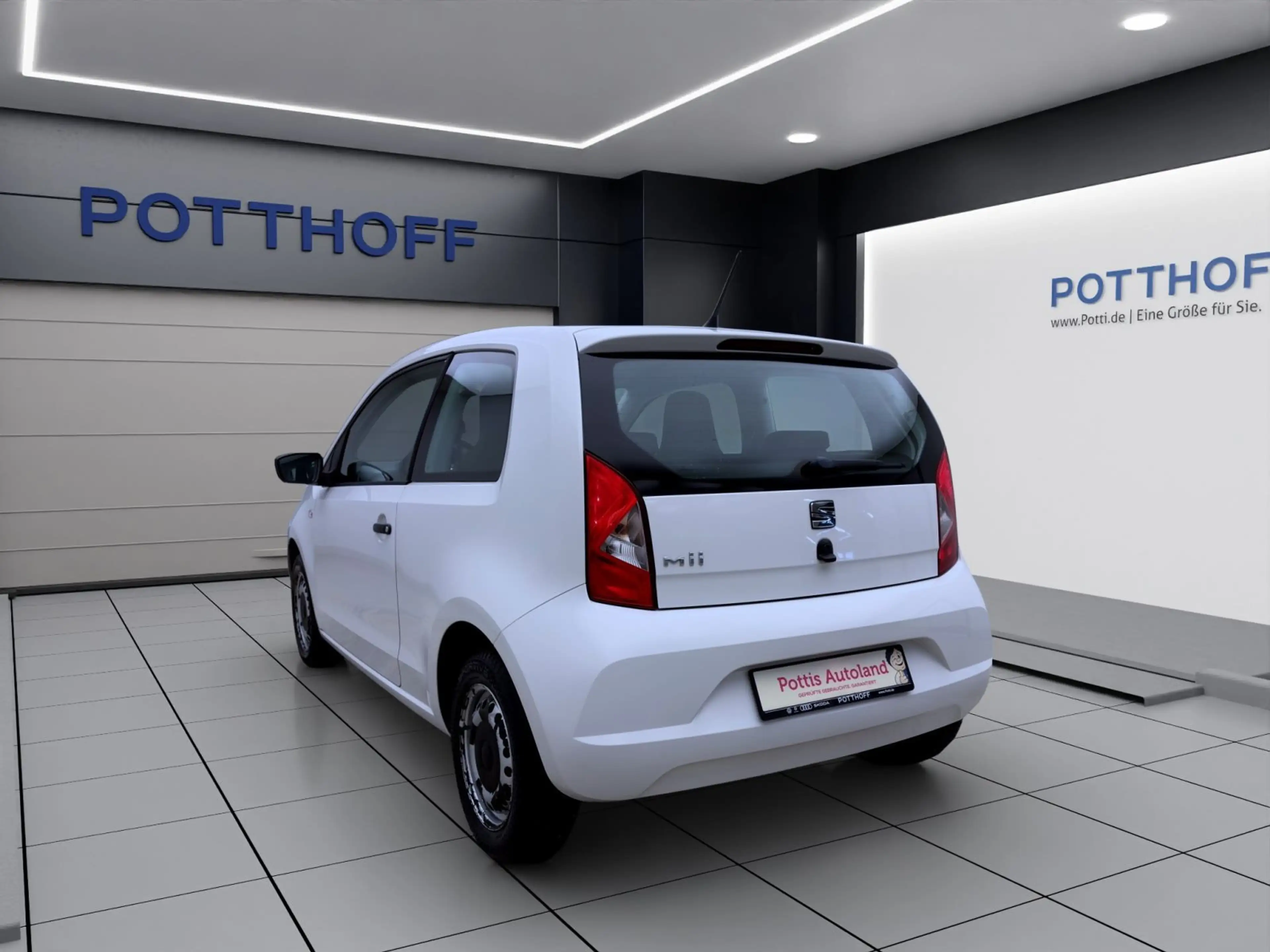 SEAT Mii 1.0 MPI REFERENCE KLIMA RADIO GANZJR — photo 3