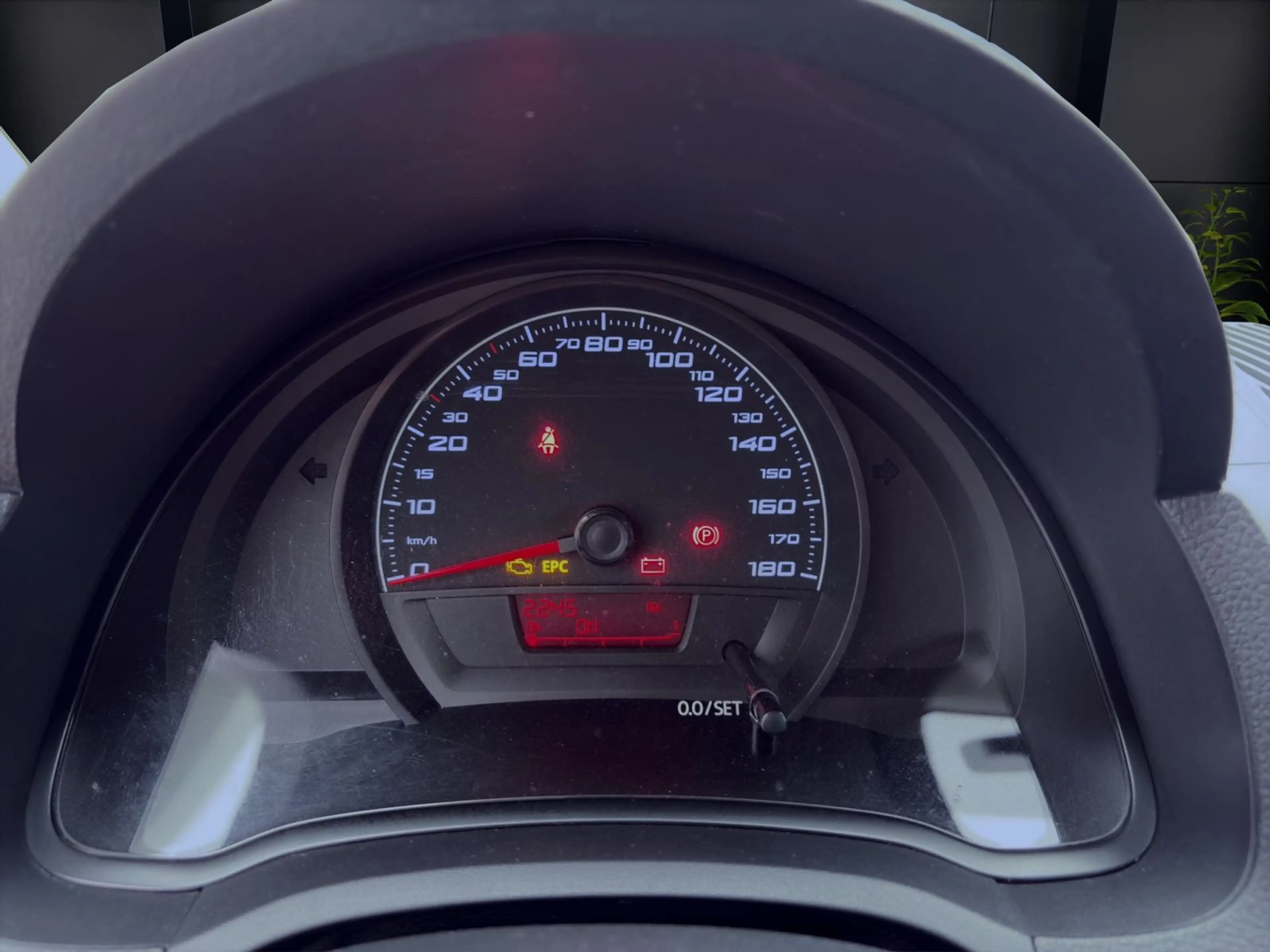SEAT Mii 1.0 MPI REFERENCE KLIMA RADIO GANZJR — photo 13