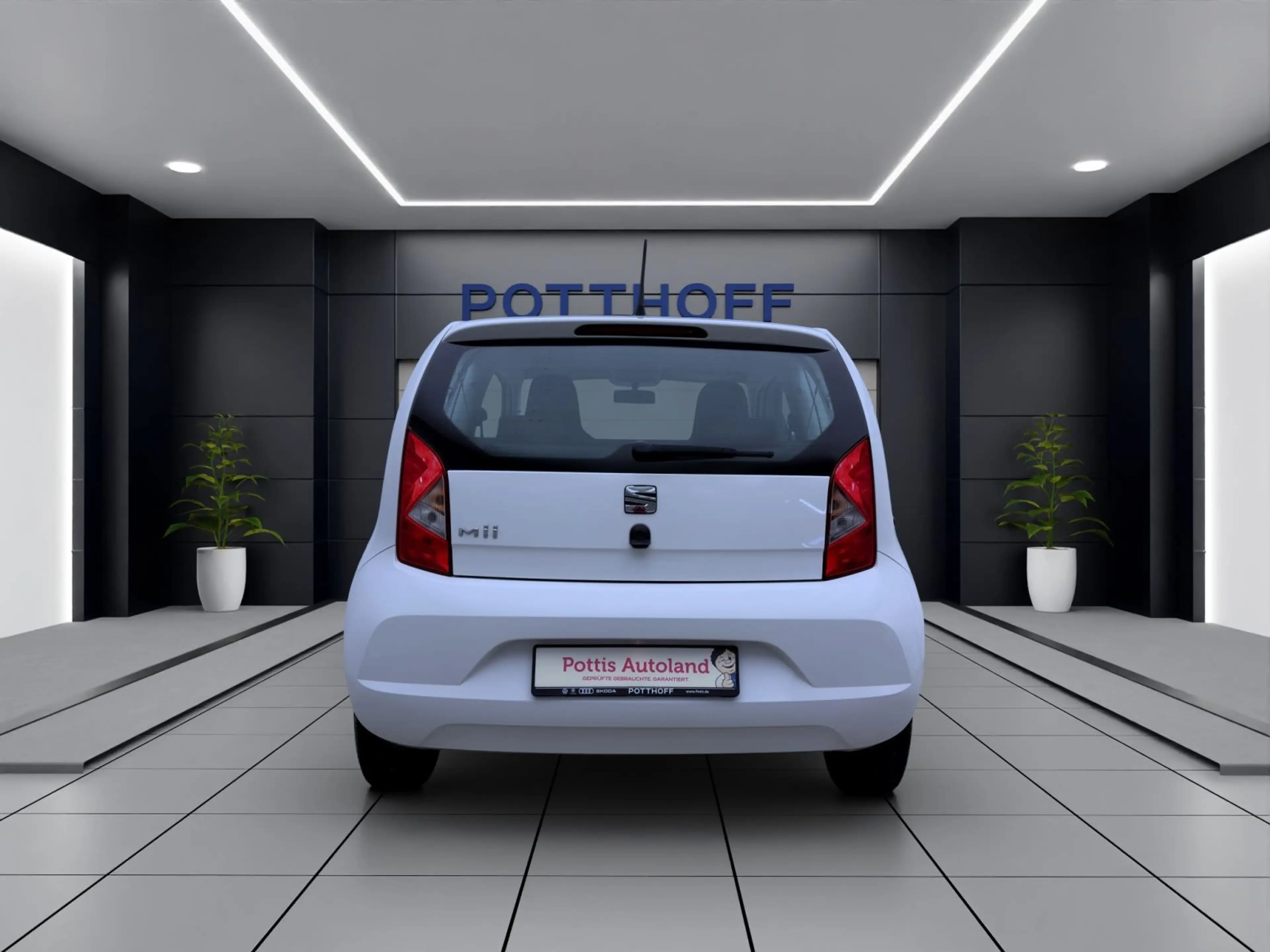 SEAT Mii 1.0 MPI REFERENCE KLIMA RADIO GANZJR — photo 4
