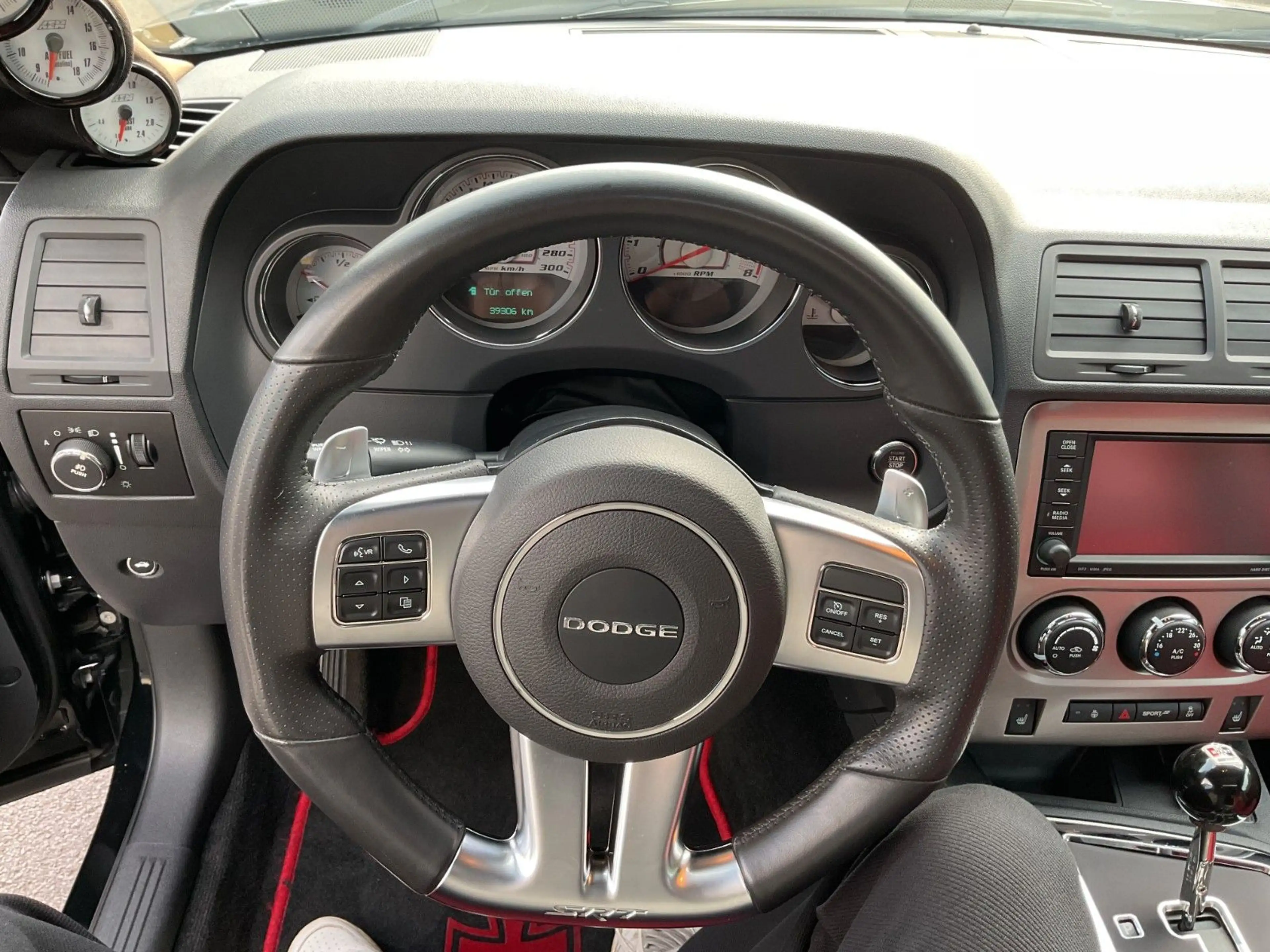 Dodge Challenger SRT 8 Whipple Kraftwerk 980 PS — photo 11