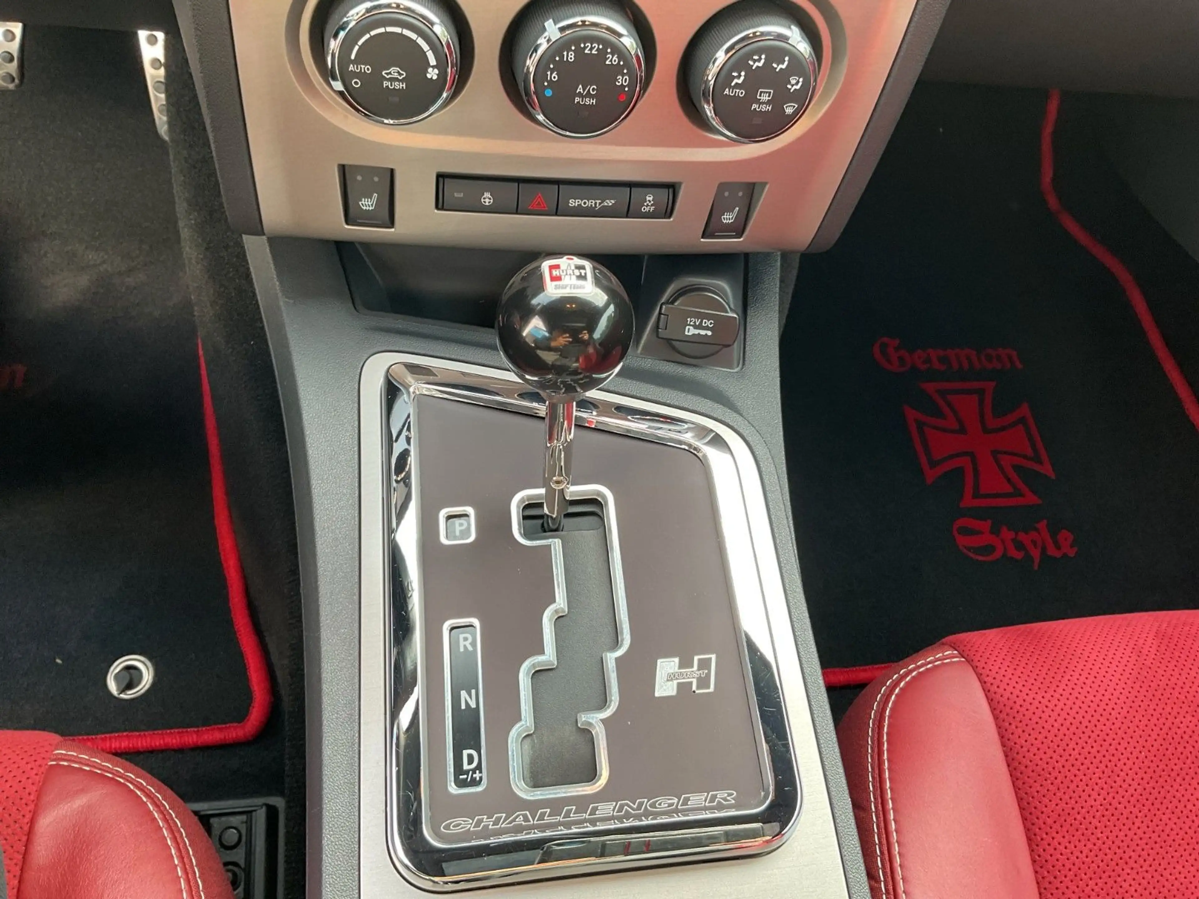 Dodge Challenger SRT 8 Whipple Kraftwerk 980 PS — photo 14