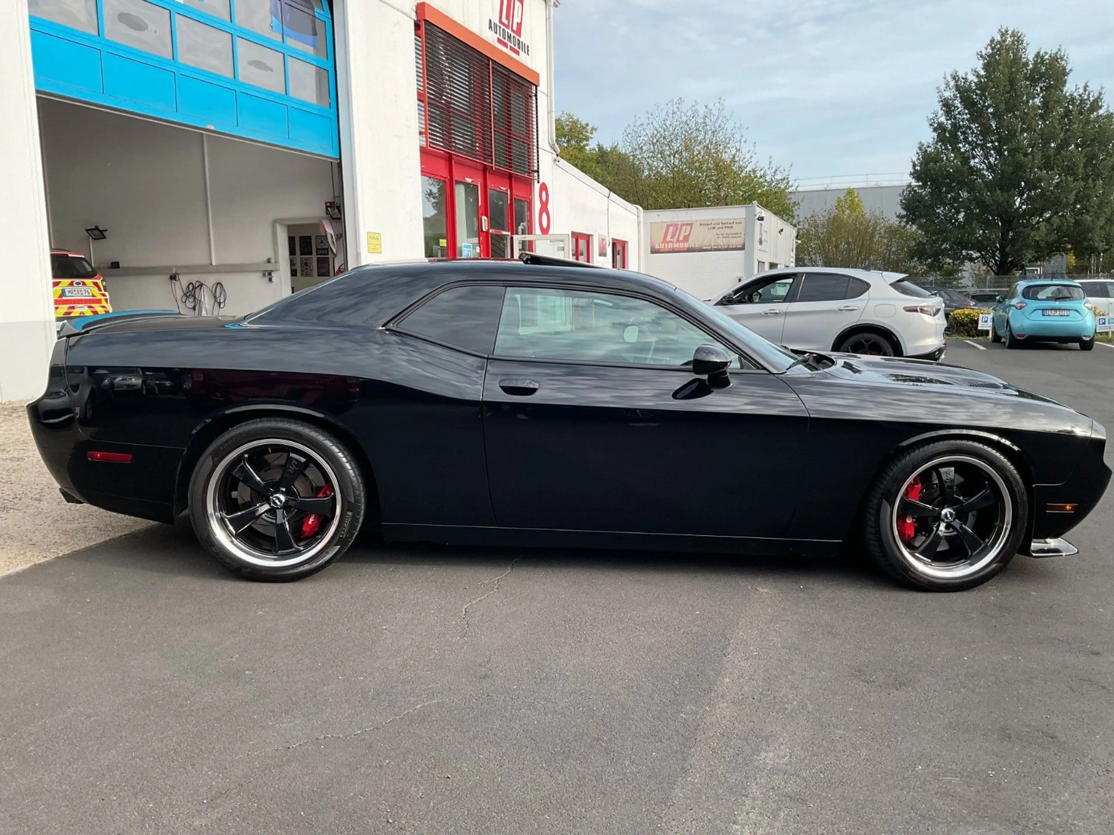 Dodge Challenger SRT 8 Whipple Kraftwerk 980 PS — photo 4