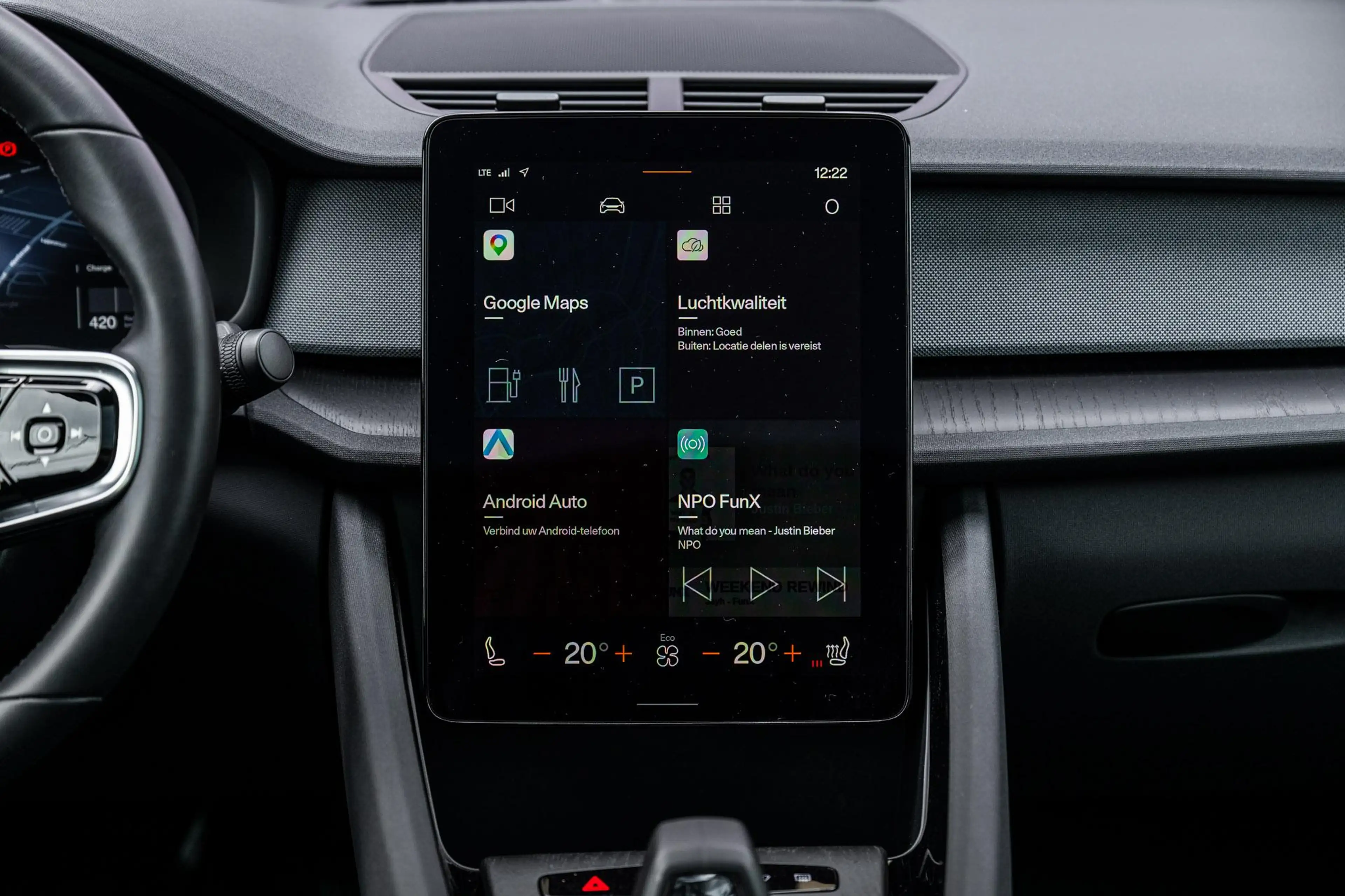 Polestar 2 Long Range Single Motor Plus 82 kWh — photo 12