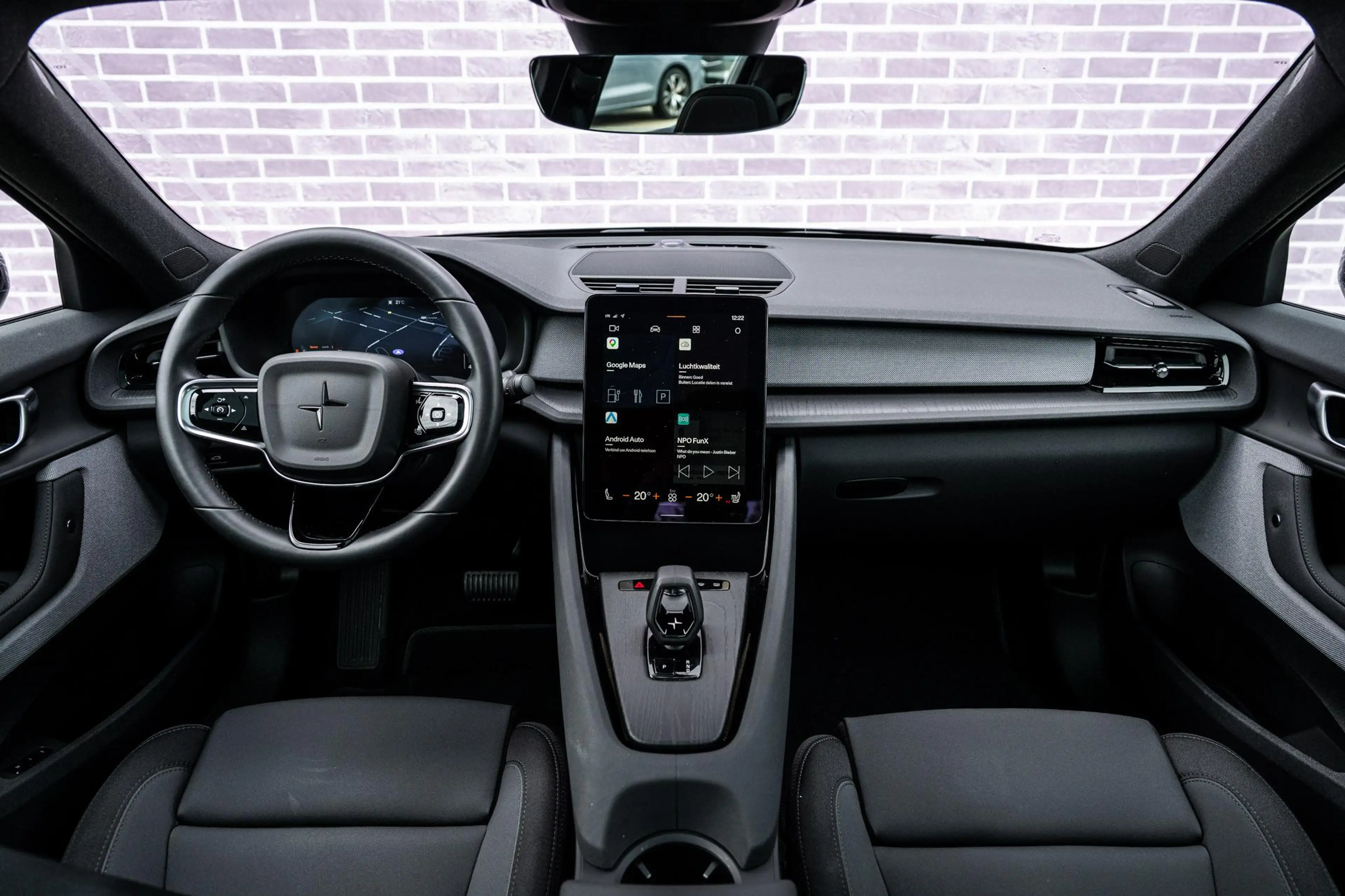 Polestar 2 Long Range Single Motor Plus 82 kWh — photo 5