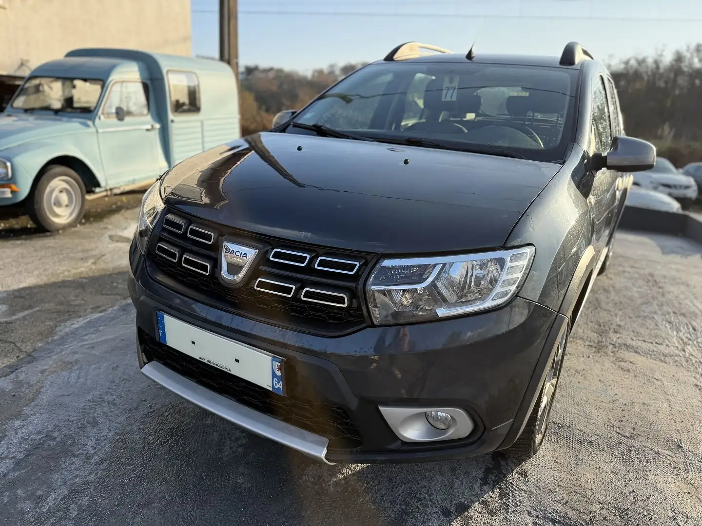 Dacia Sandero 1.0 SCE 75CH URBAN STEPWAY - 20 Gris - 2