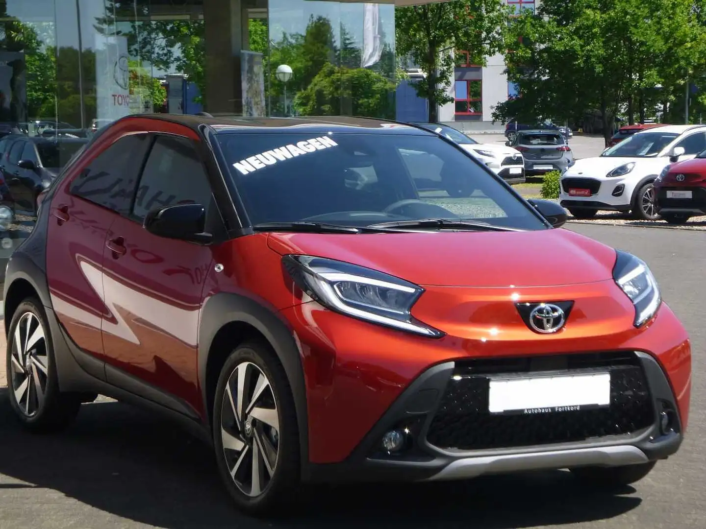 Toyota Aygo X Pulse Edition - LED, Navi, SZ, PDC, Alu 18' Rouge - 2