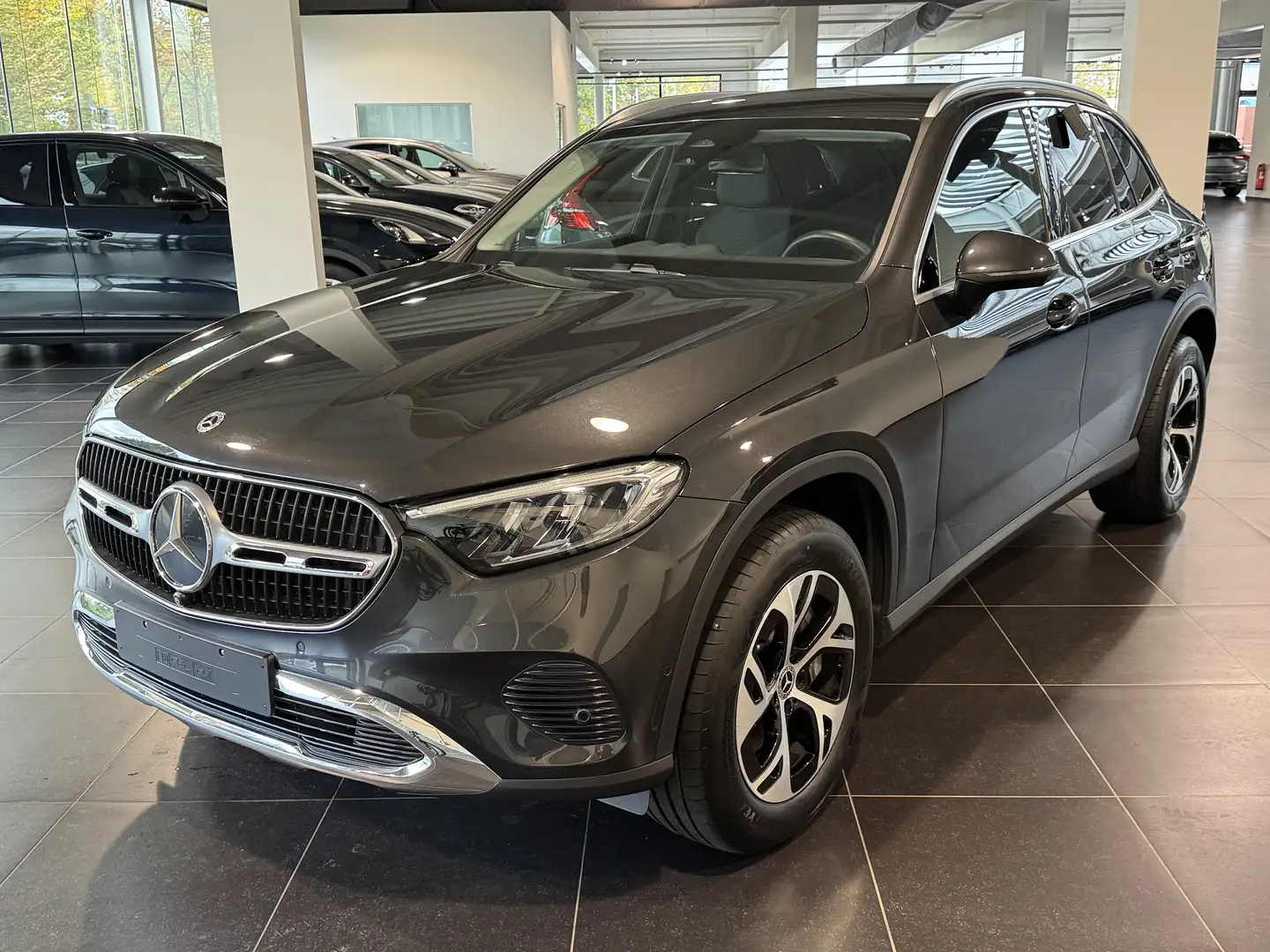 Mercedes-Benz GLC 300 e 4M Avantgarde 360 Camera, Trekhaak, Advanced Sou Gris - 1