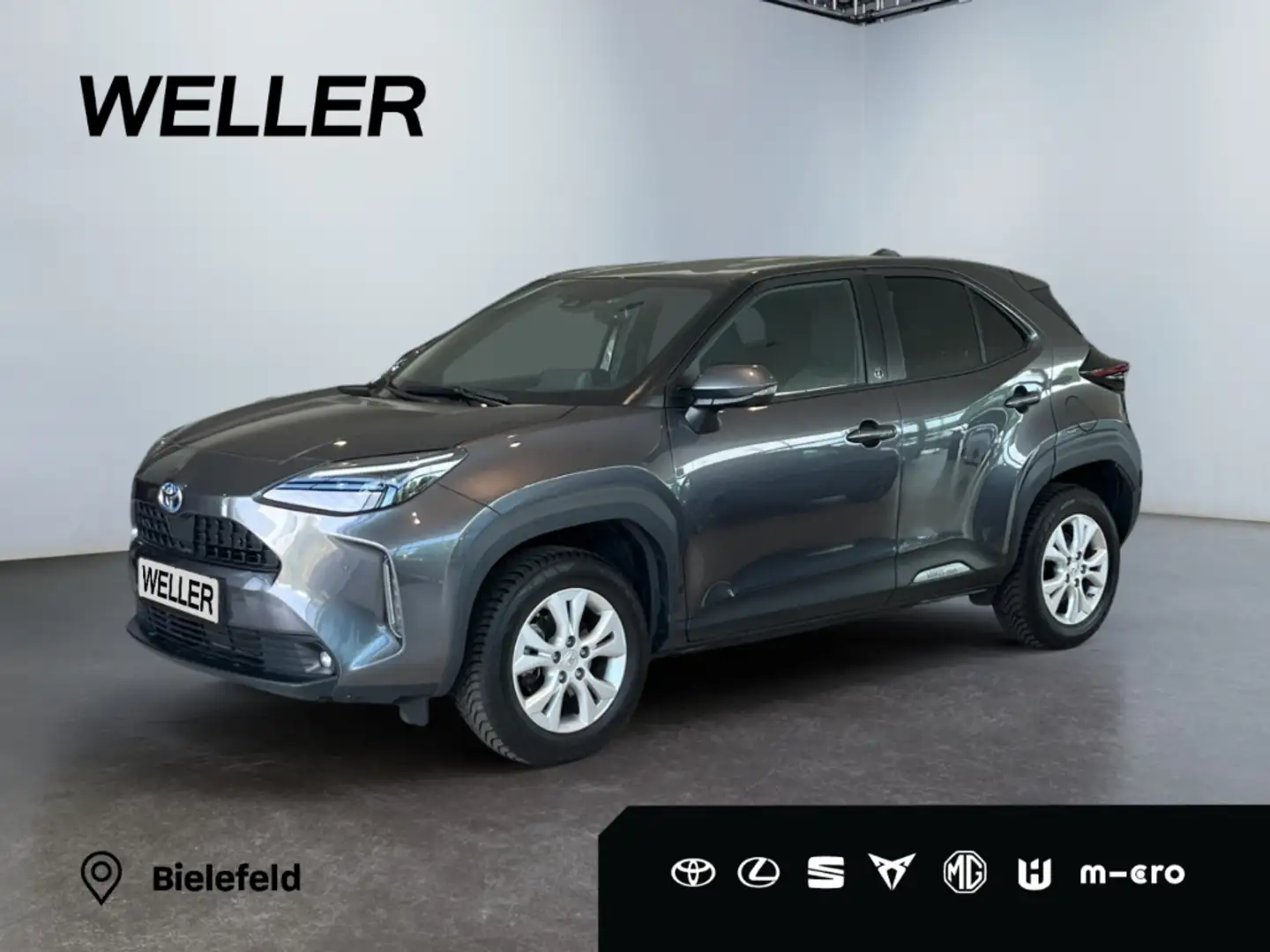 Toyota Yaris Cross Hybrid 1.5 Team D *ACC*CarPlay*incl. WKR* Grau - 1
